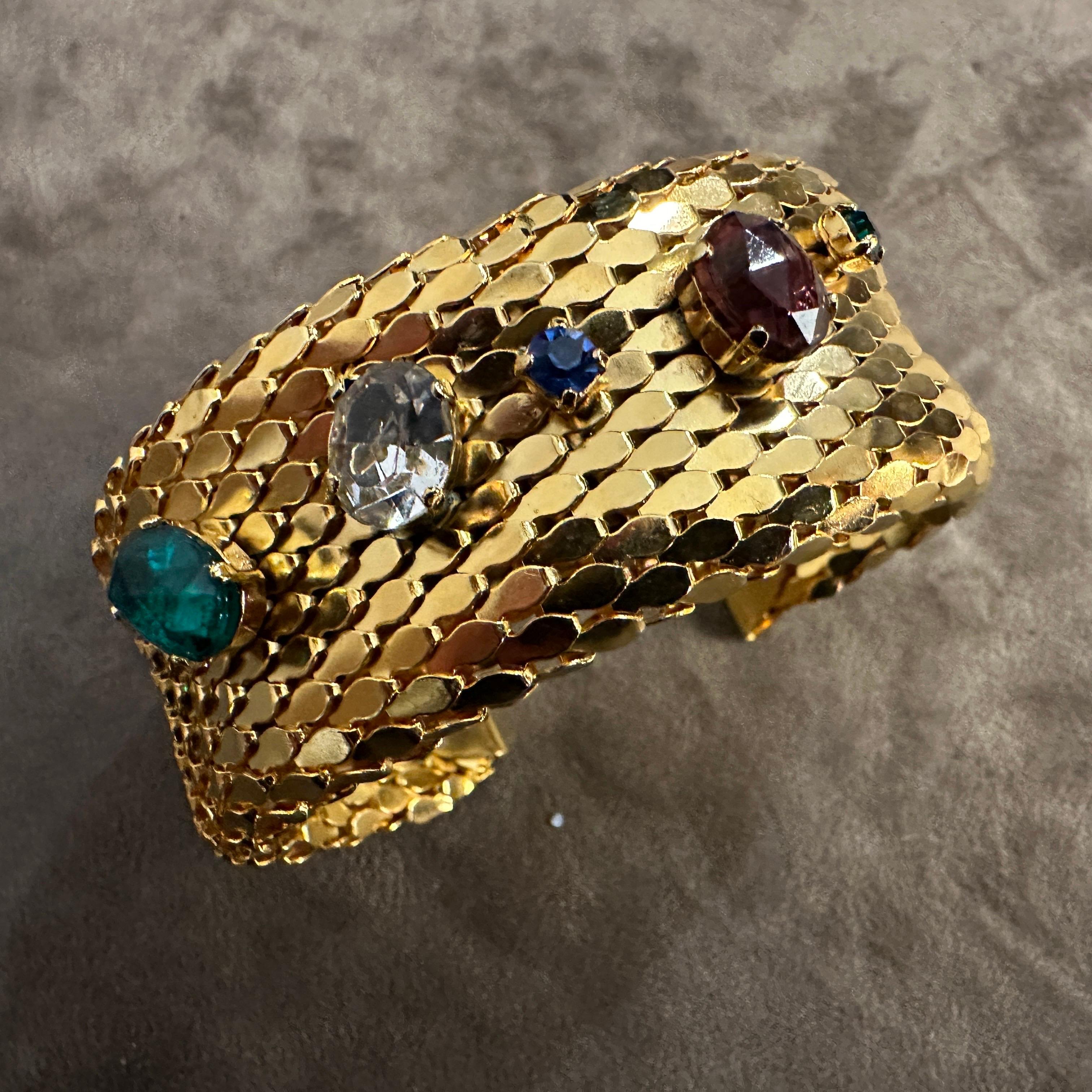 A 1990s Costume Jewelry Italian Bracelet In Excellent Condition For Sale In Aci Castello, IT