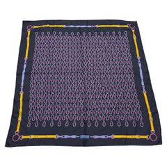 Un foulard in seta con motivo equestre degli anni '90 di Gucci