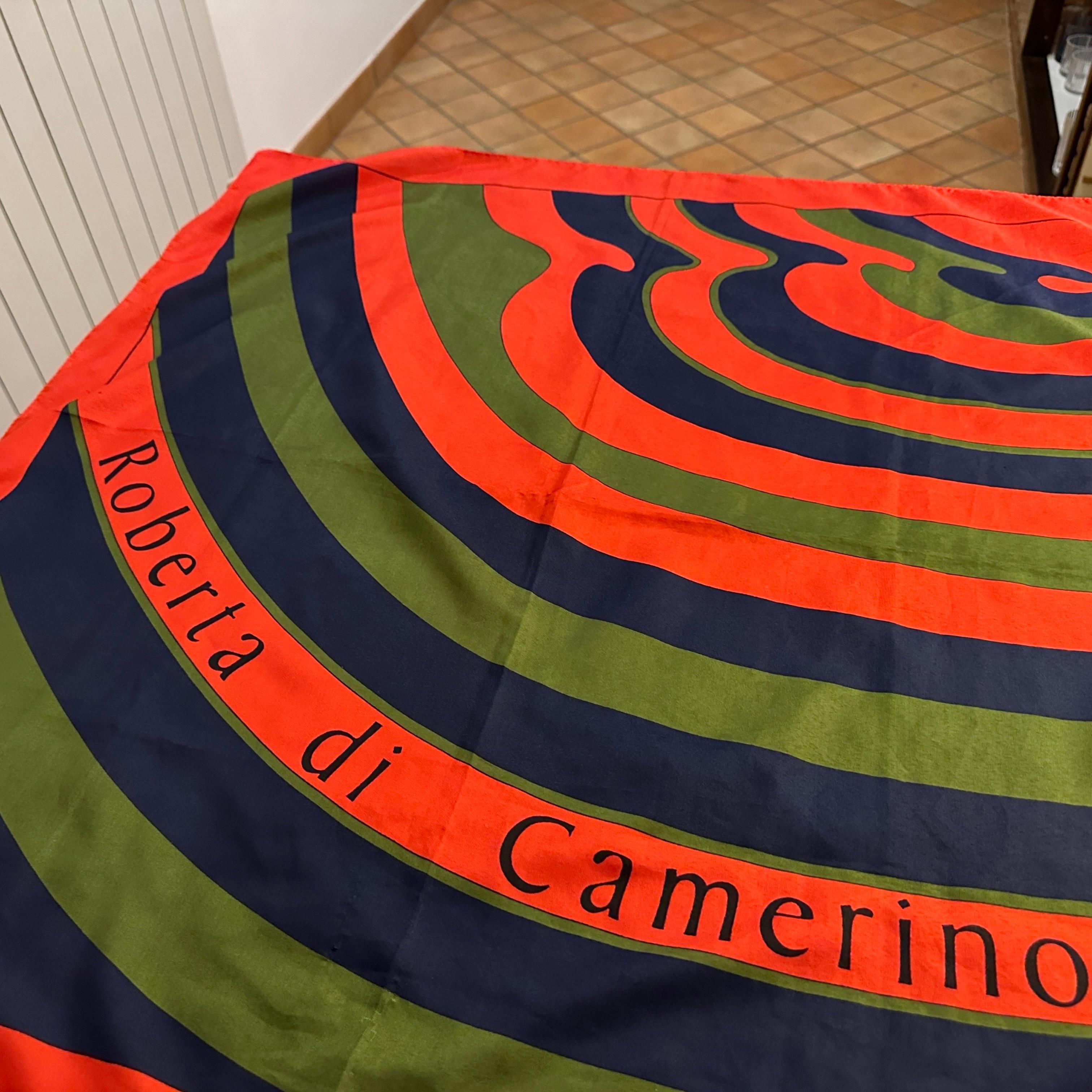 Ein ikonischer blauer und grüner Schal von Roberta di Camerino aus den 1990er Jahren im Angebot 2