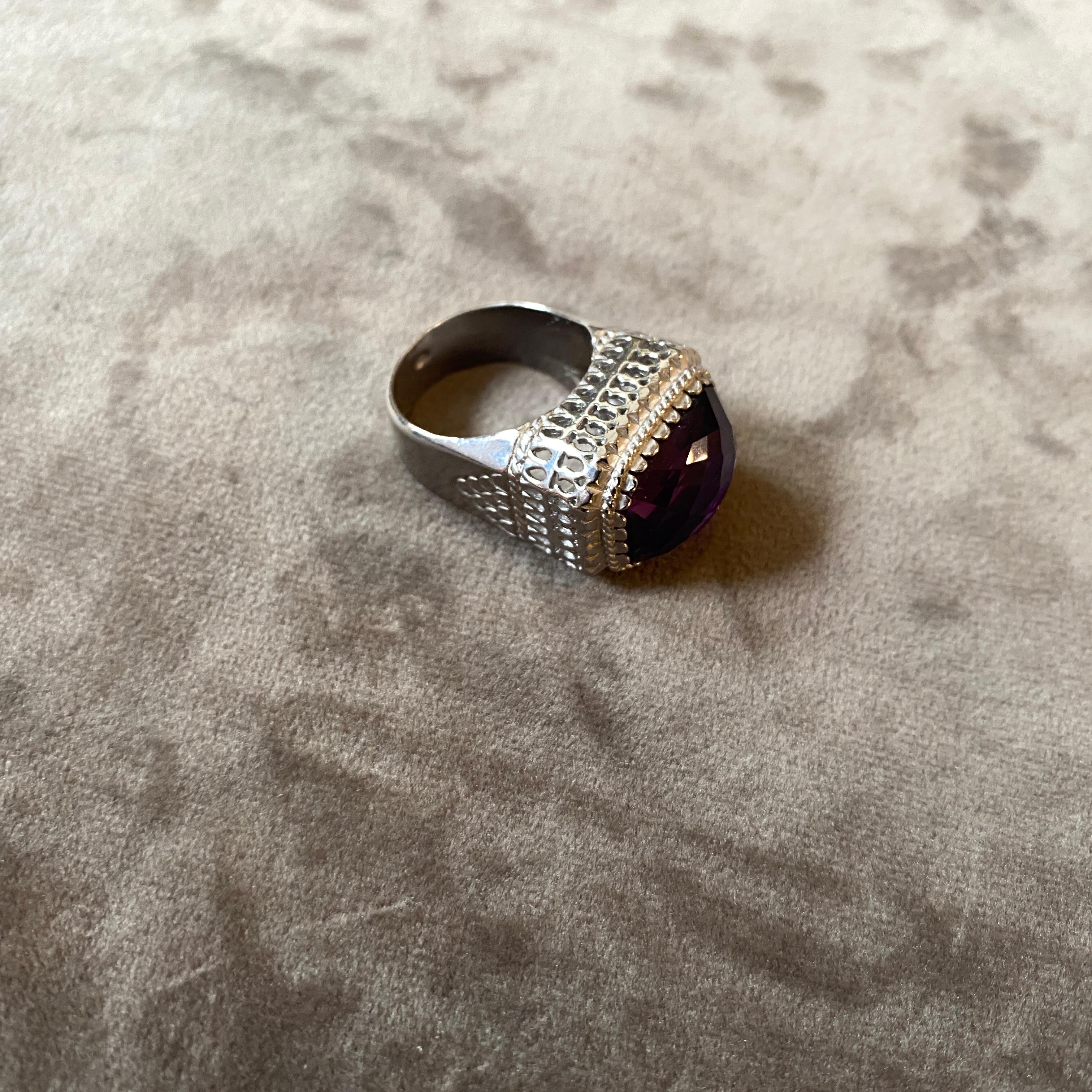 Women's or Men's A 1990s Retro Sterling Silver and Hydrothermal Quartz Italian Cocktail Ring For Sale