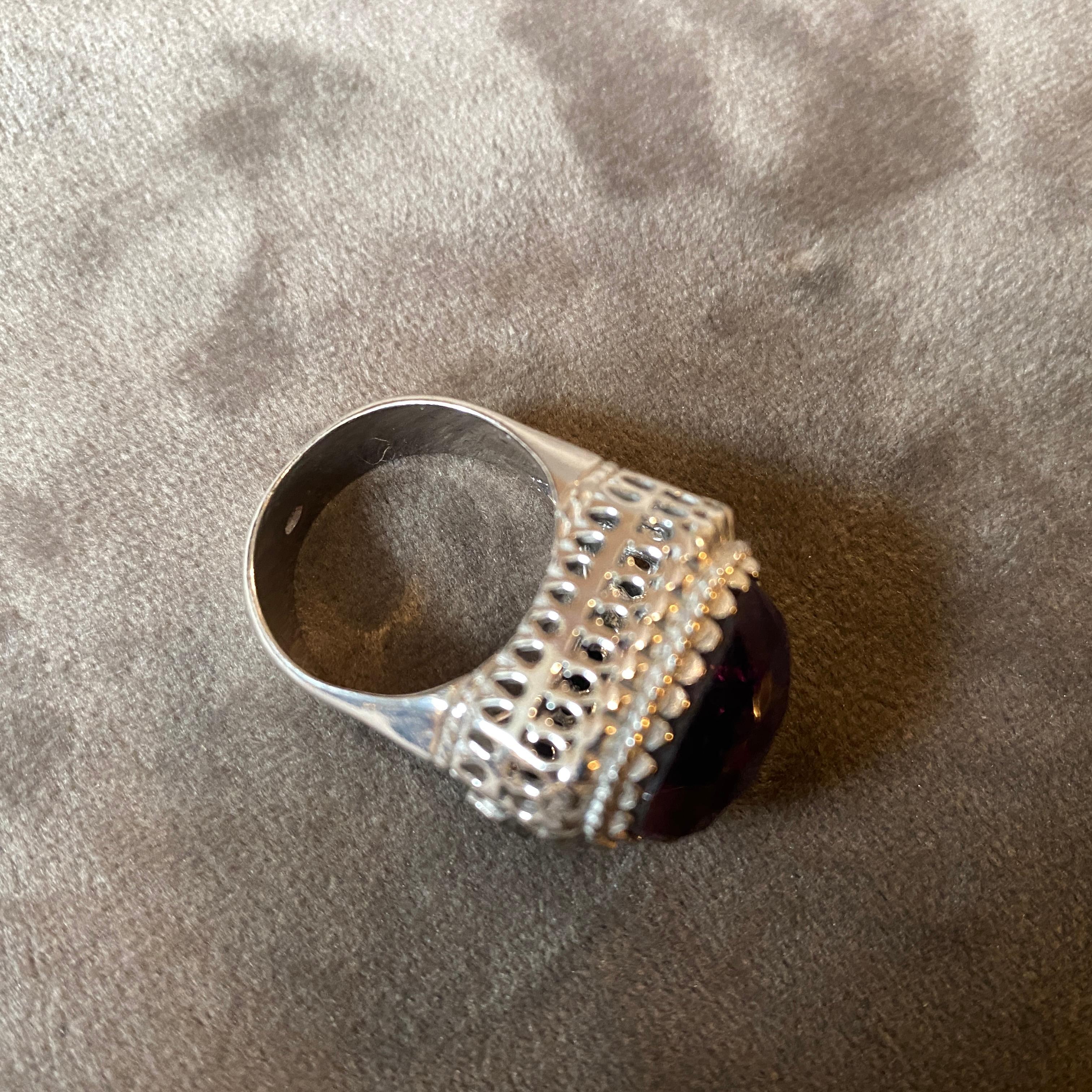 A 1990s Retro Sterling Silver and Hydrothermal Quartz Italian Cocktail Ring For Sale 1