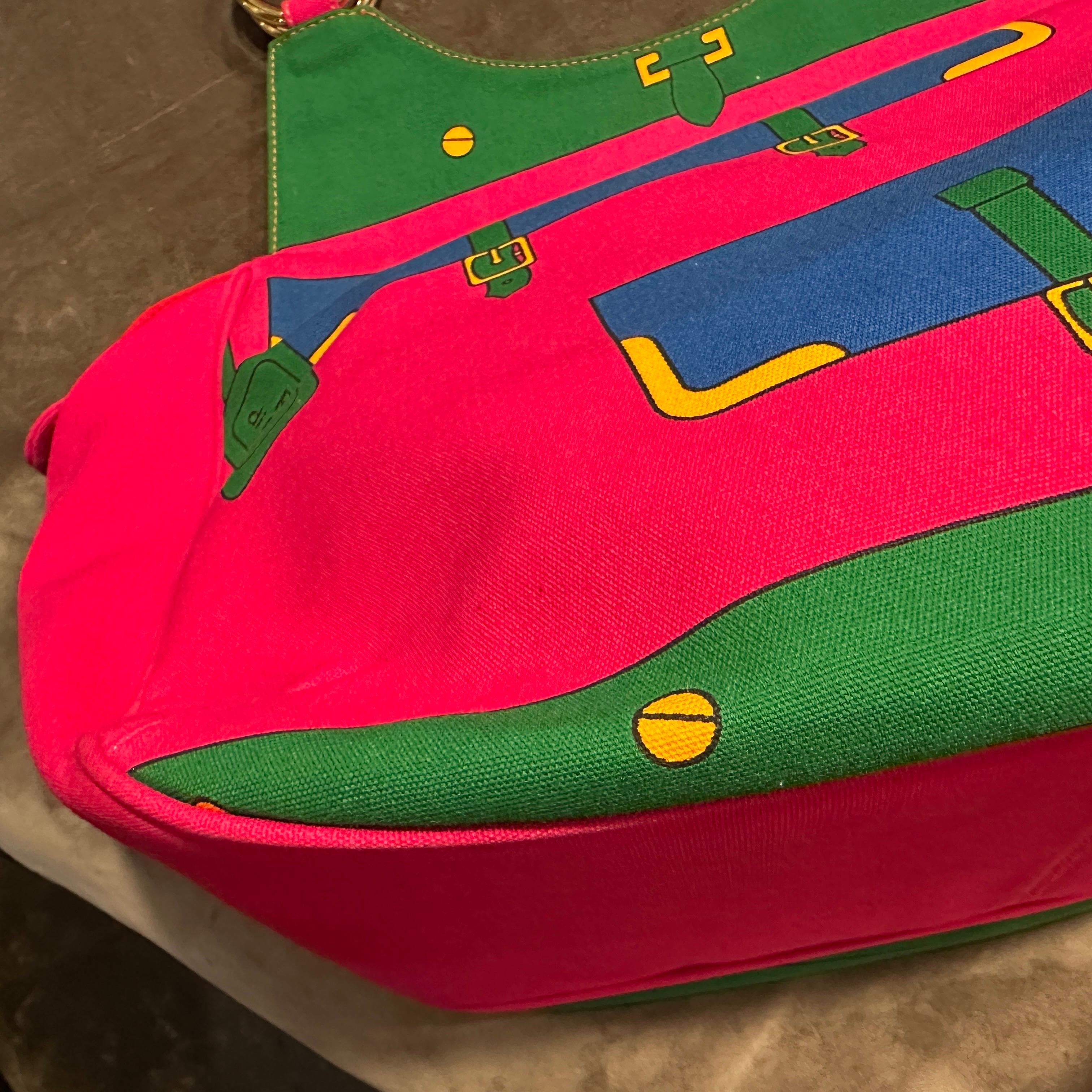 A 1990s Vibrant Pink and Green Fabric Top Handle Bag By Roberta di Camerino For Sale 1