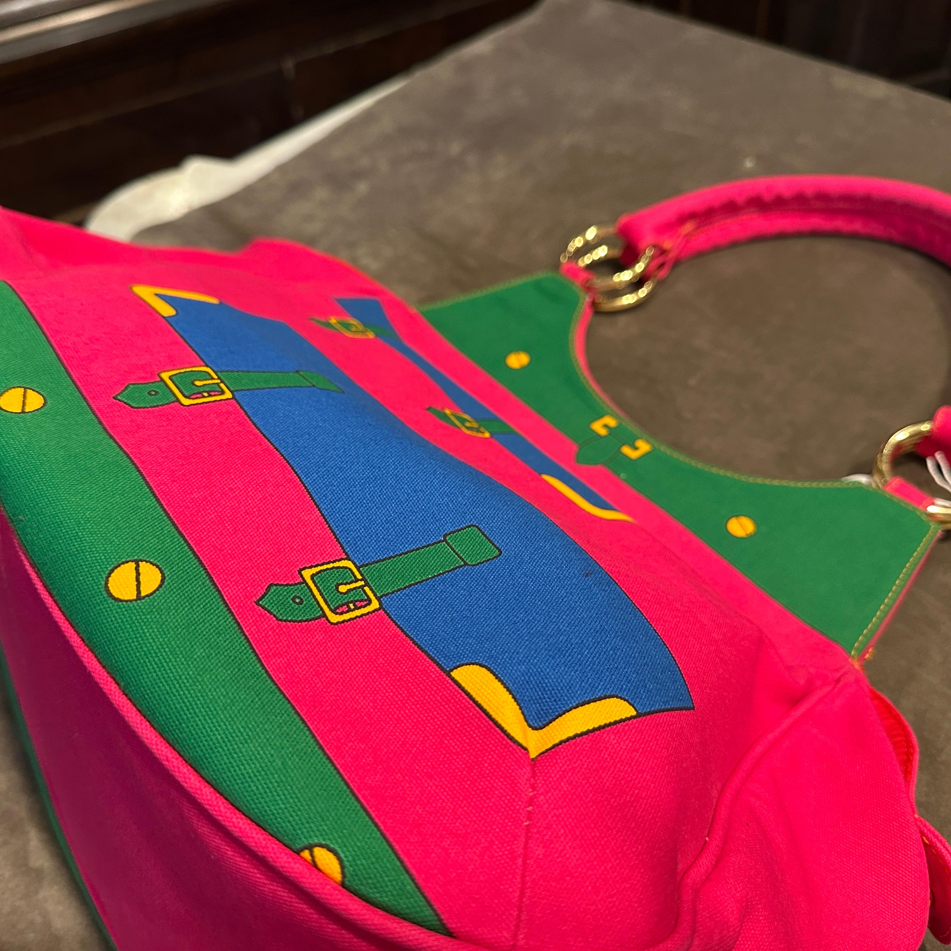 A 1990s Vibrant Pink and Green Fabric Top Handle Bag By Roberta di Camerino For Sale 2