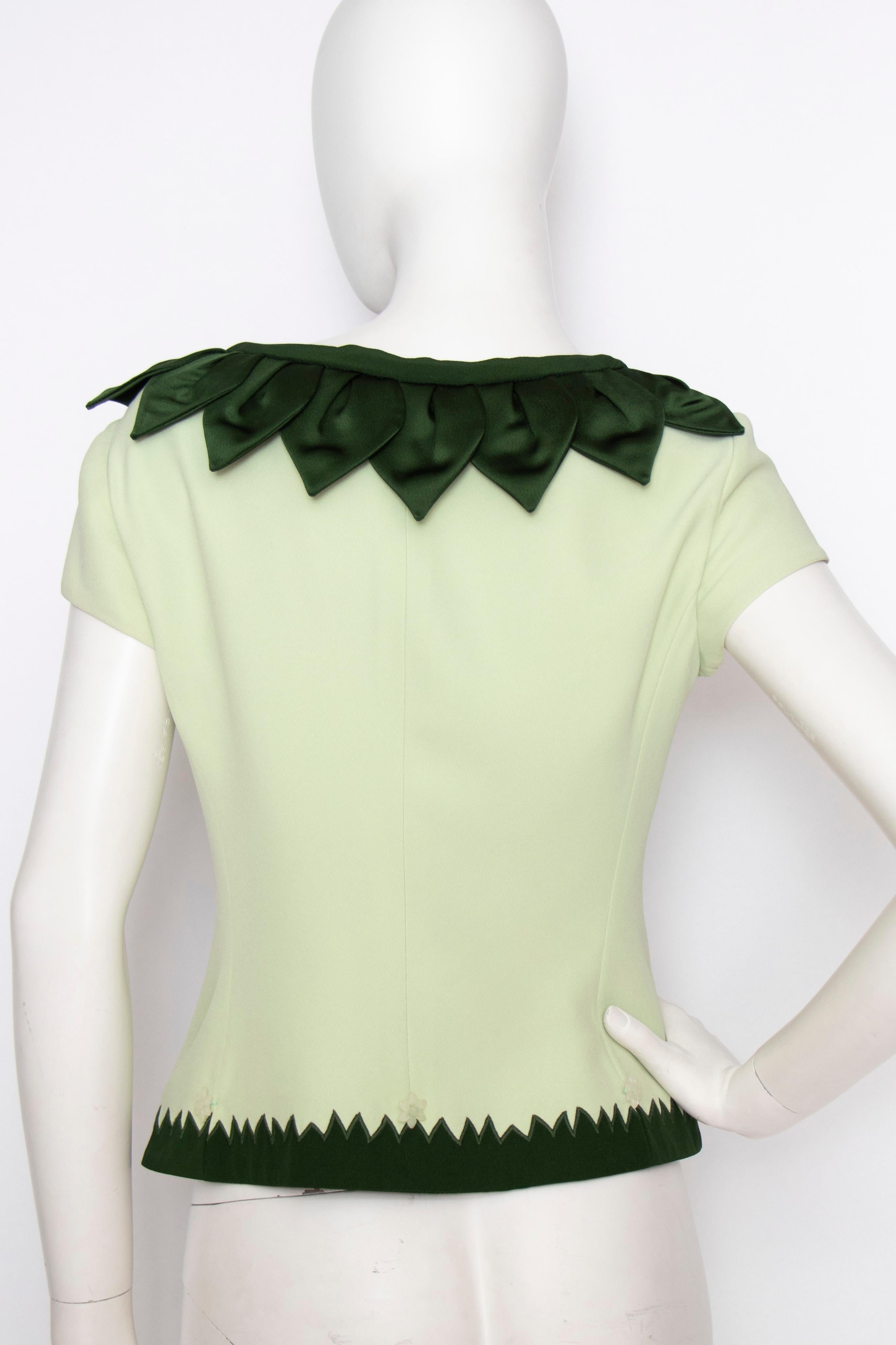 A 1990s Vintage Moschino Cheap and Chic Plant Appliqué Crêpe Blouse In Good Condition For Sale In Copenhagen, DK