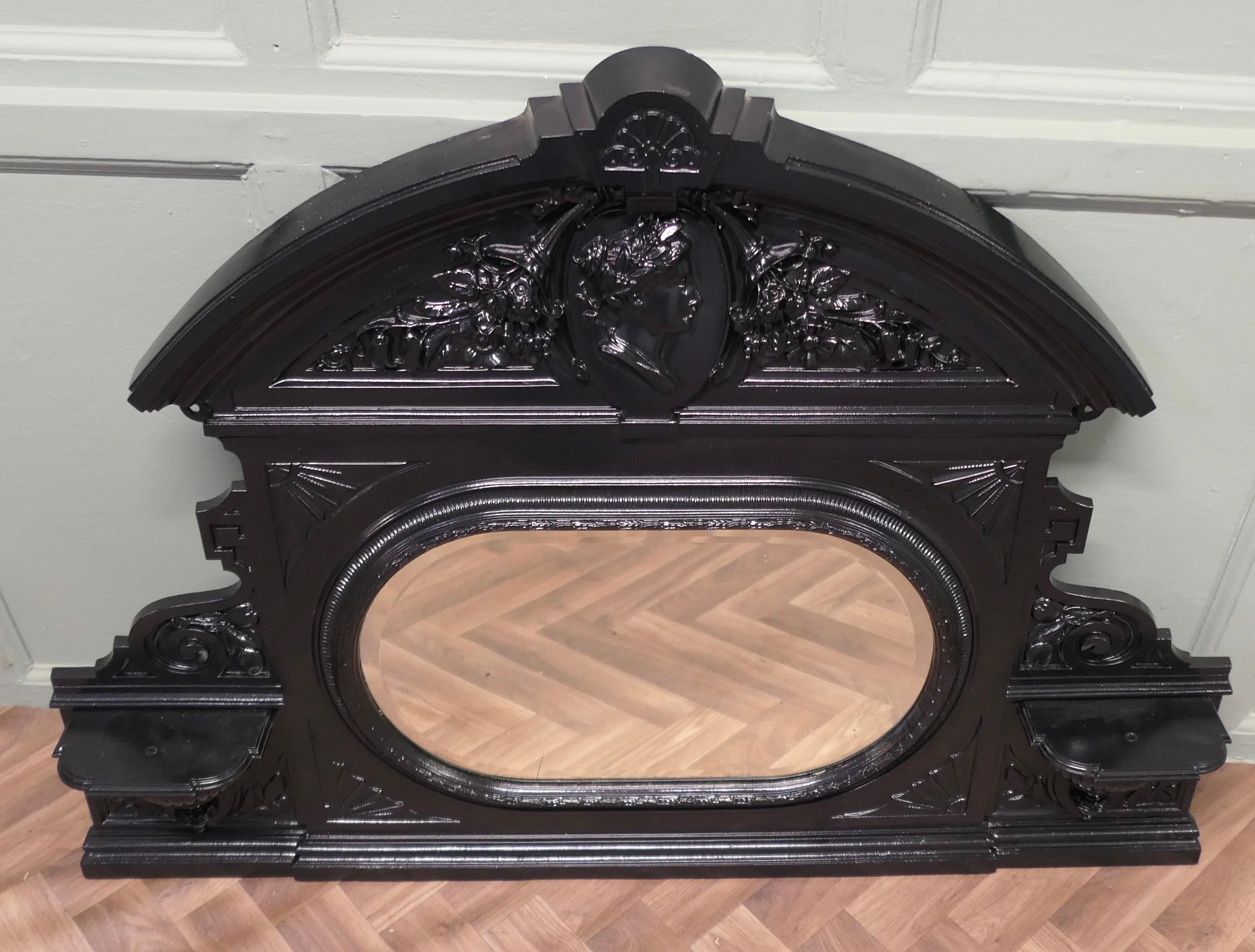 Fer A.C.I.C., Cast Iron Overmantel Mirror Il s'agit d'un lourd miroir de cheminée. en vente