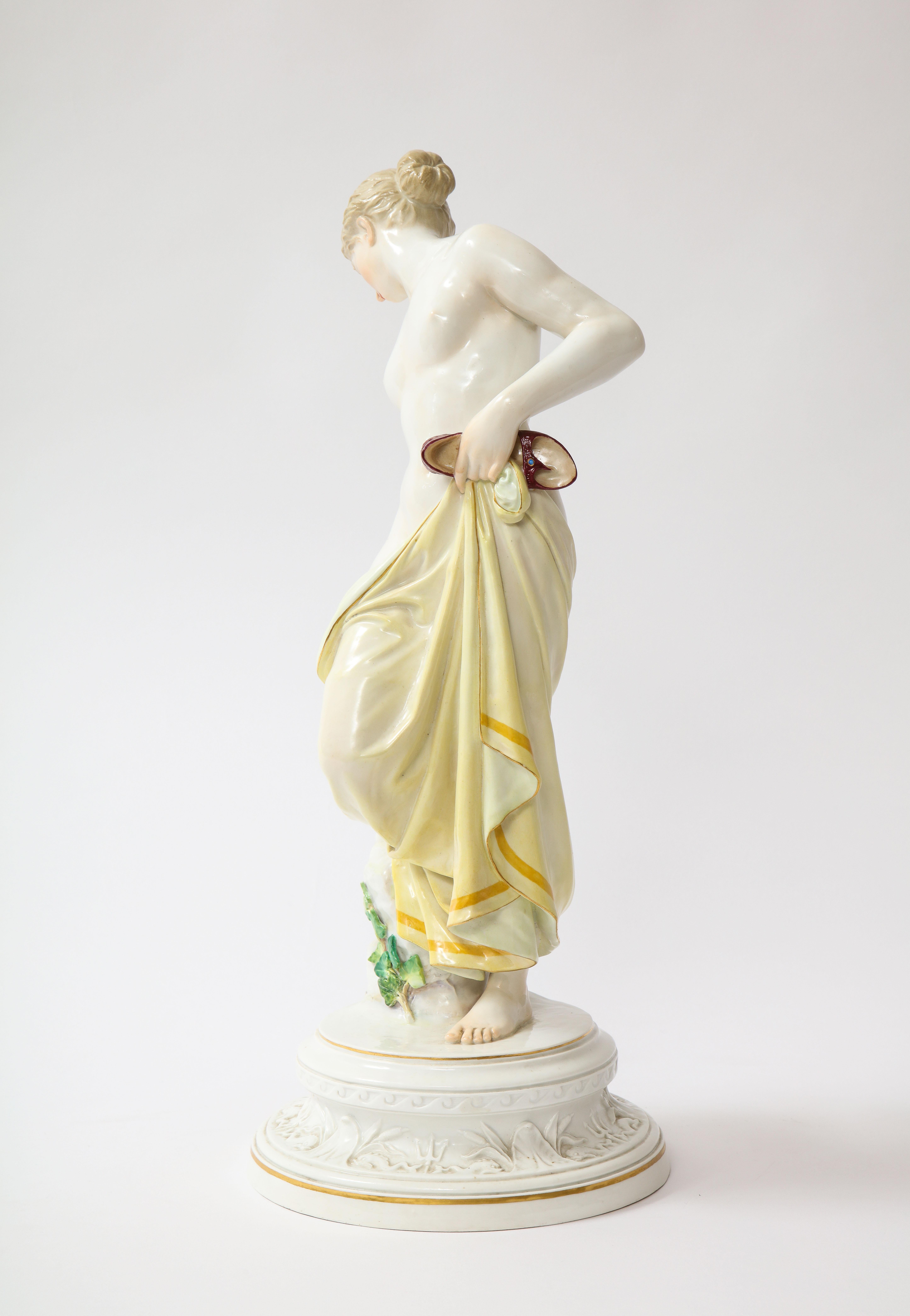 A 19th C. Meissen Porcelain Female Nude Figurine After The Bath, R. Ockelmann In Good Condition For Sale In New York, NY