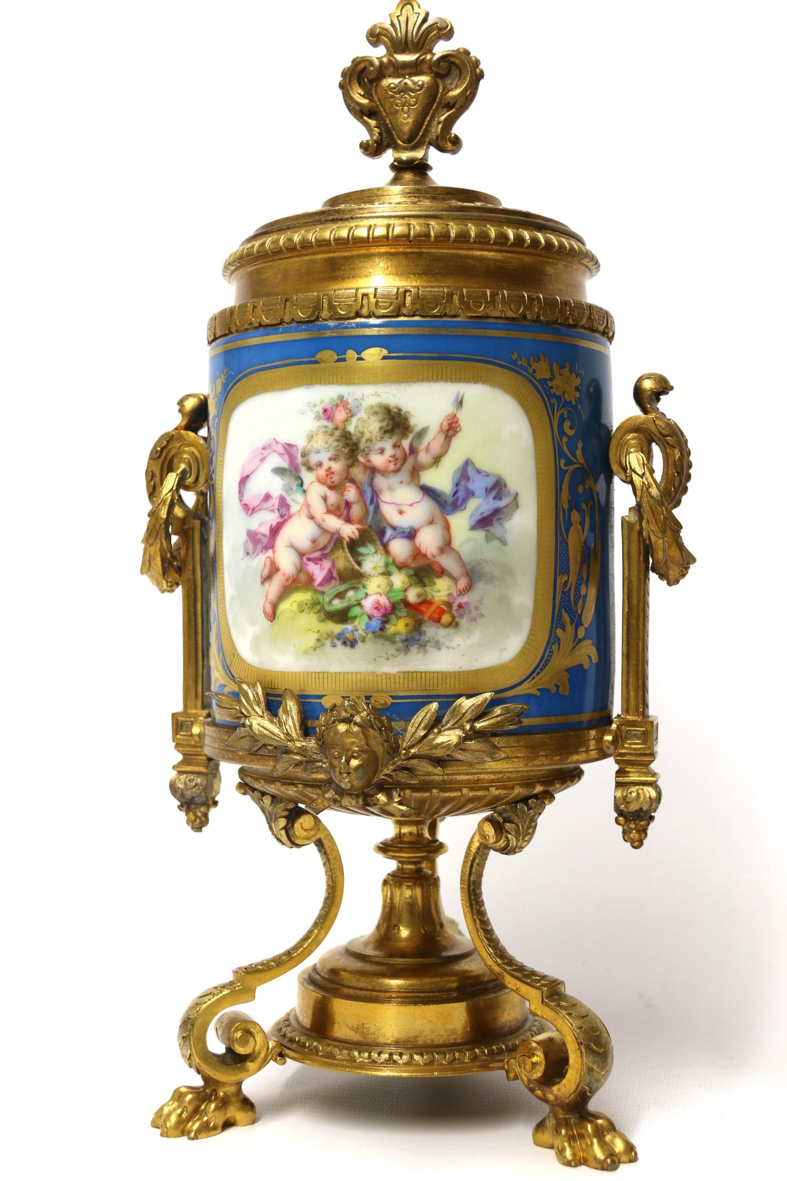 19th Century Pair of French Sèvres Style Hand Painted Porcelain and Ormolu Urns 7