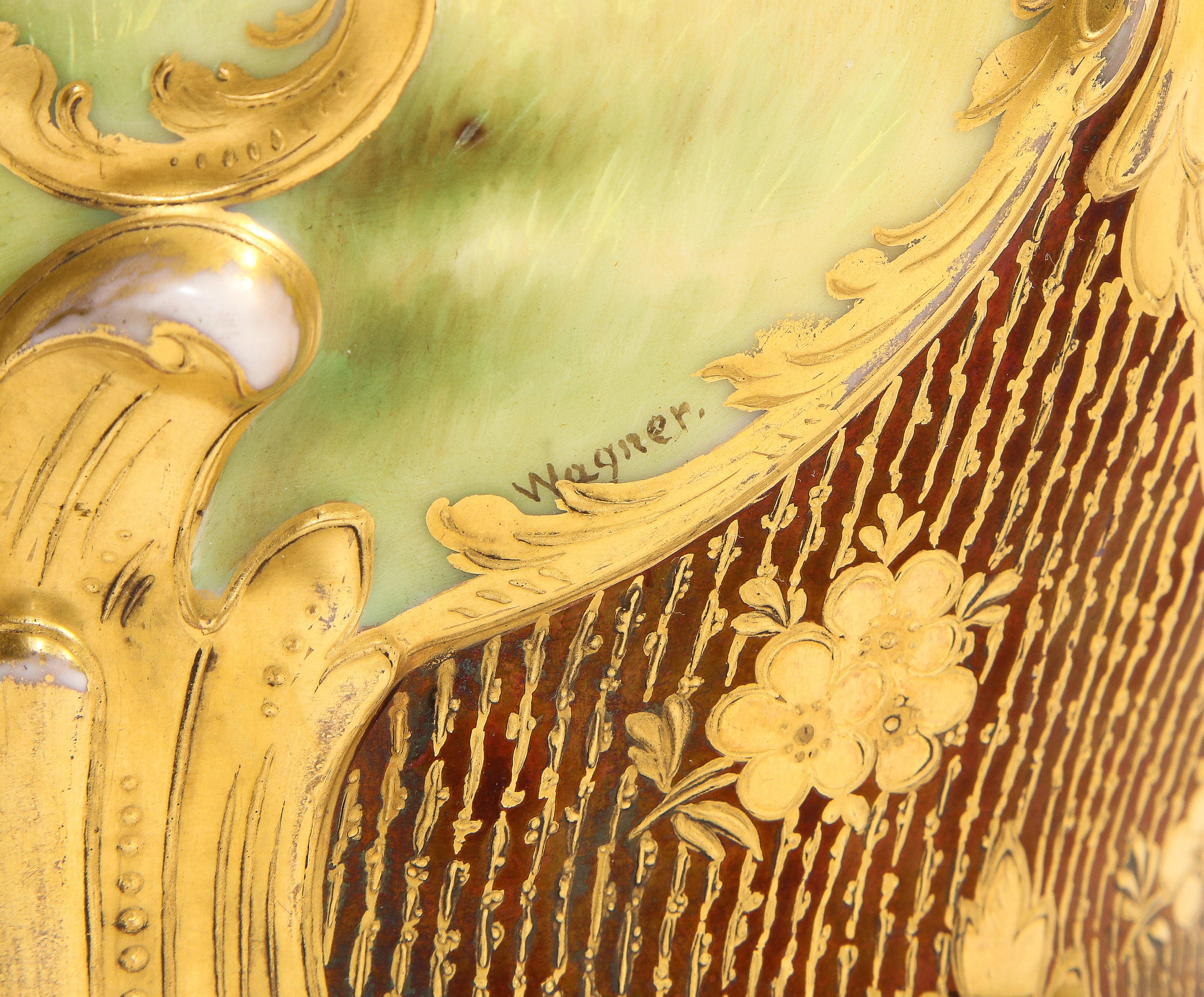 19. Jh. Royal Vienna Porcelain Doppeltafelvase mit erhabener 24K vergoldeter Dekoration im Angebot 7