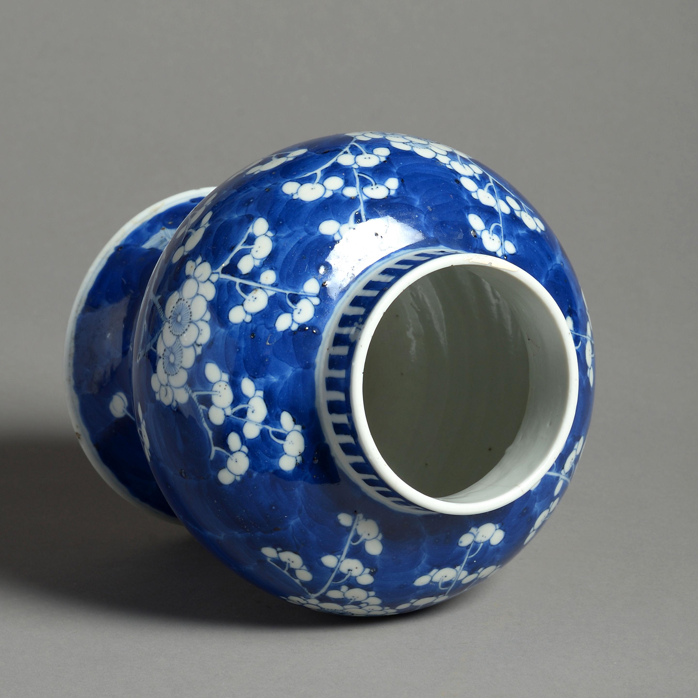 19th Century Blue and White Porcelain Vase In Good Condition In London, GB