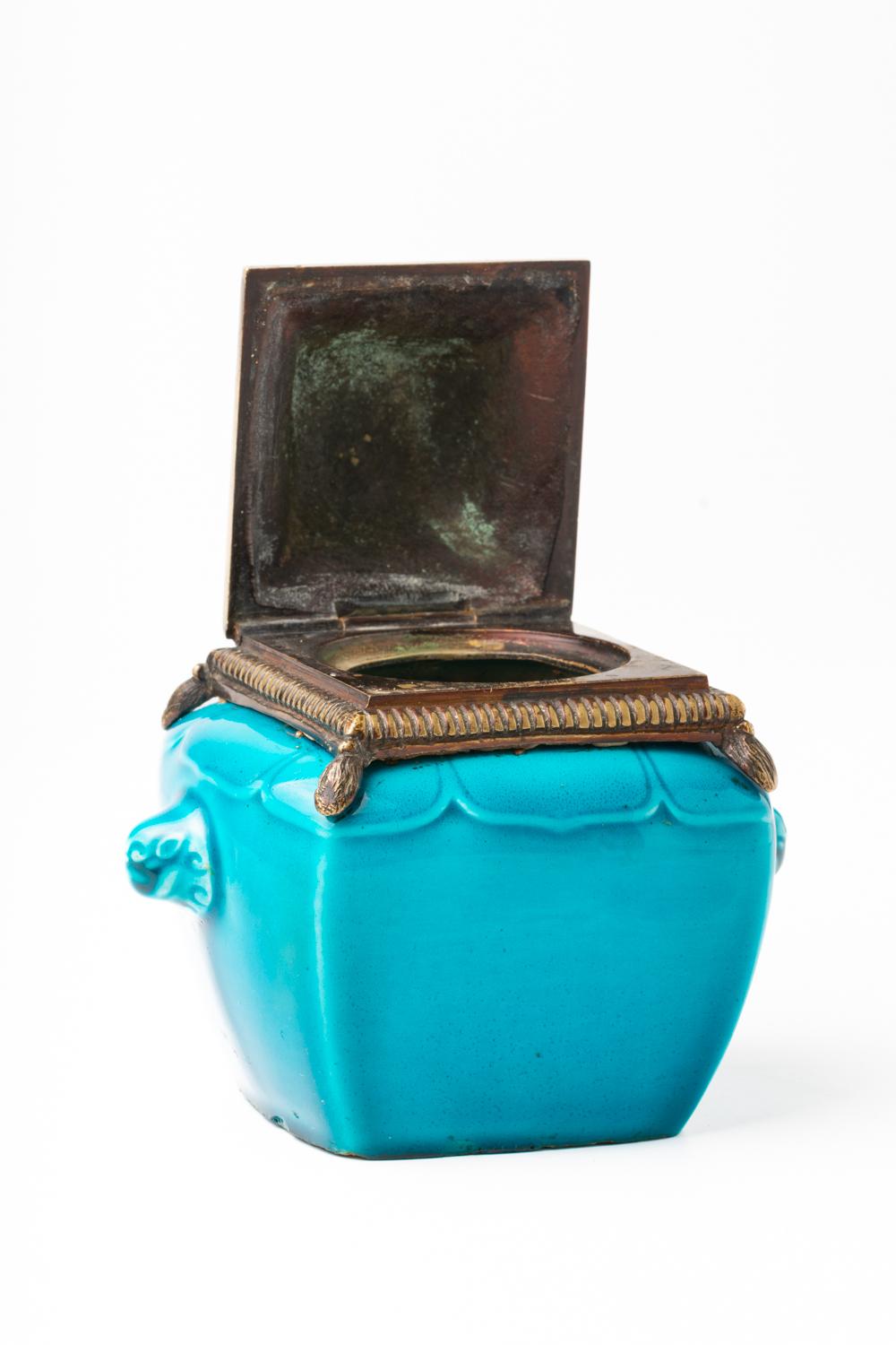 A 19th century Blue And Bronze Inkwell By Théodore Deck For Sale 1