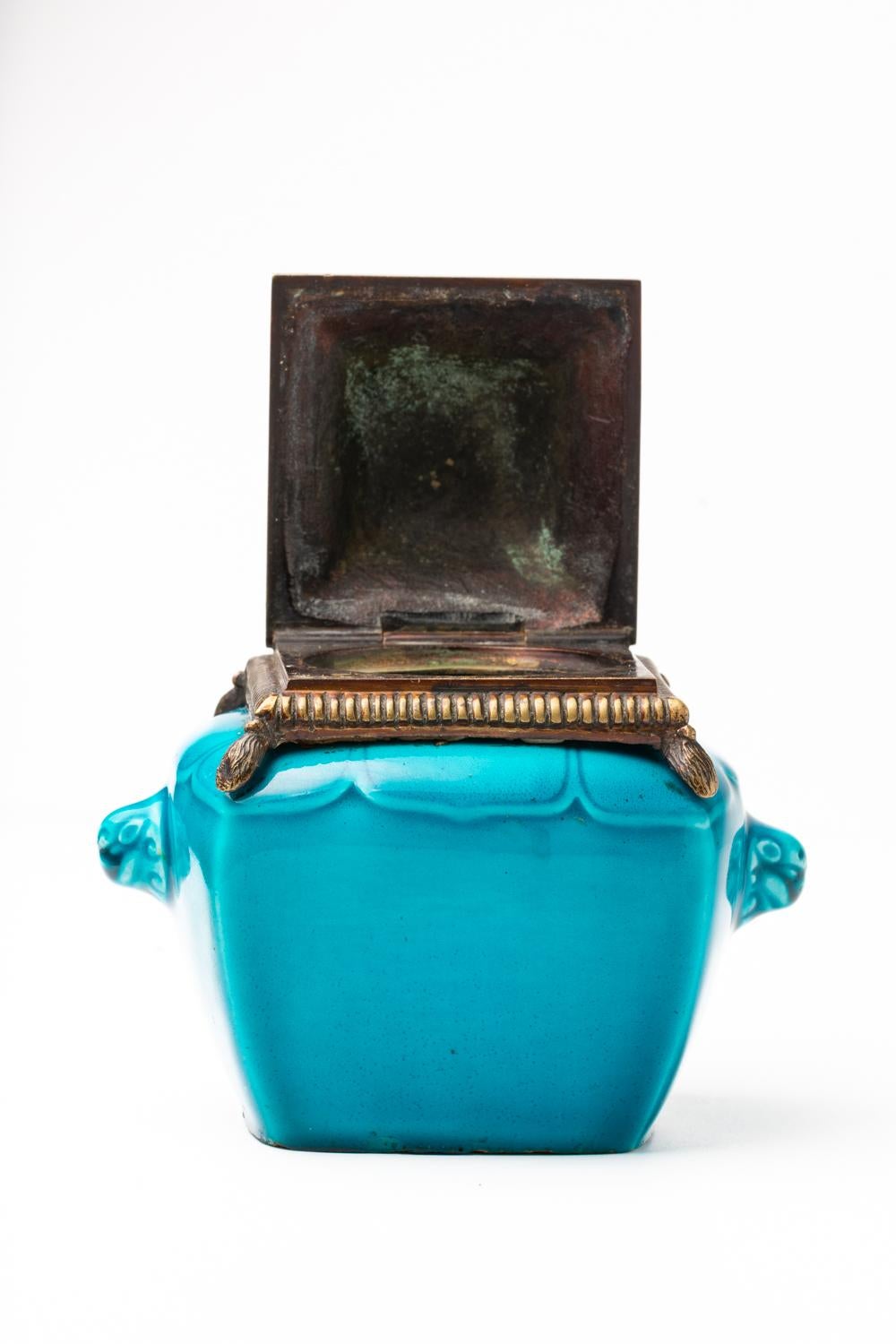 A 19th century Blue And Bronze Inkwell By Théodore Deck For Sale 2