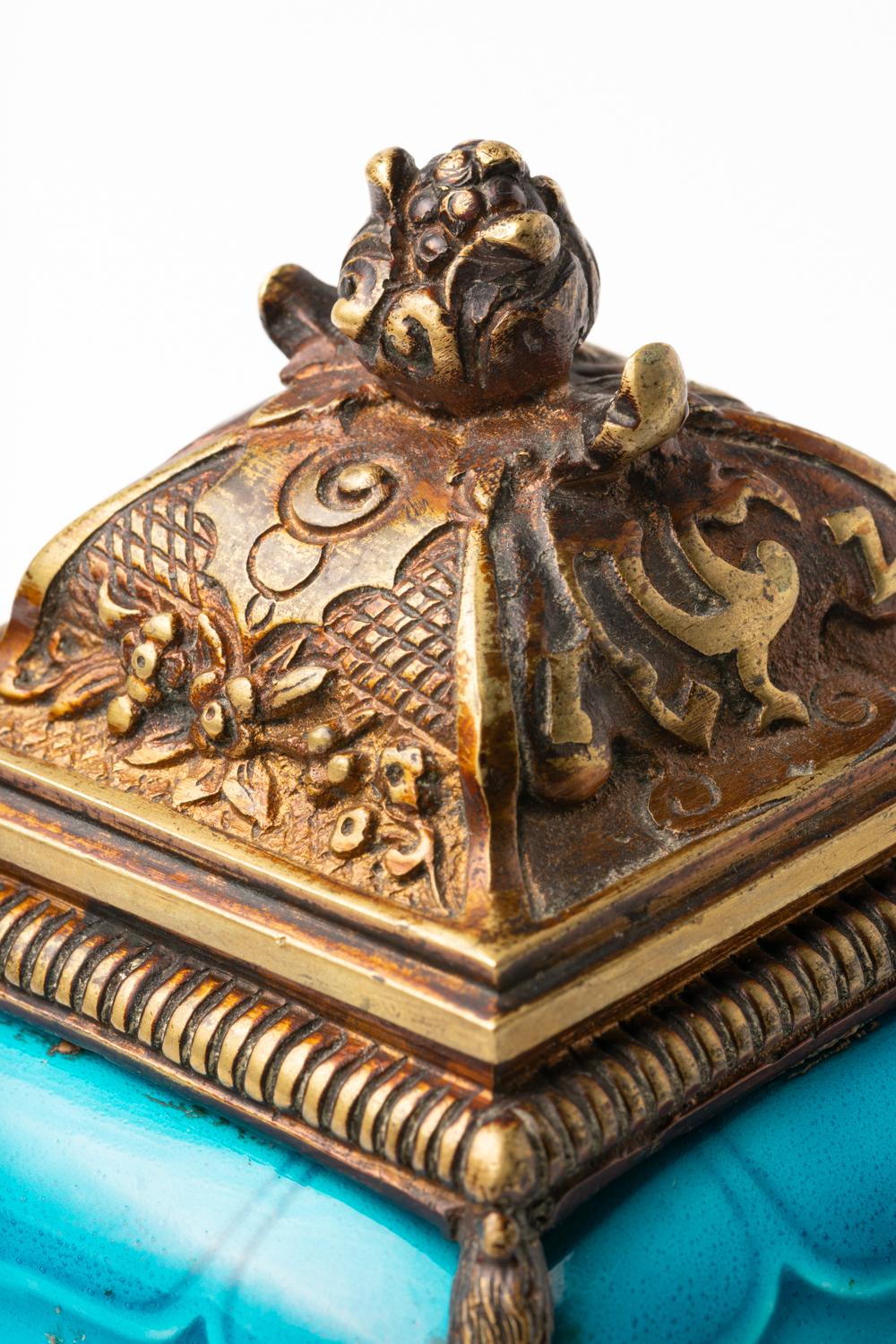 A 19th century Blue And Bronze Inkwell By Théodore Deck For Sale 3
