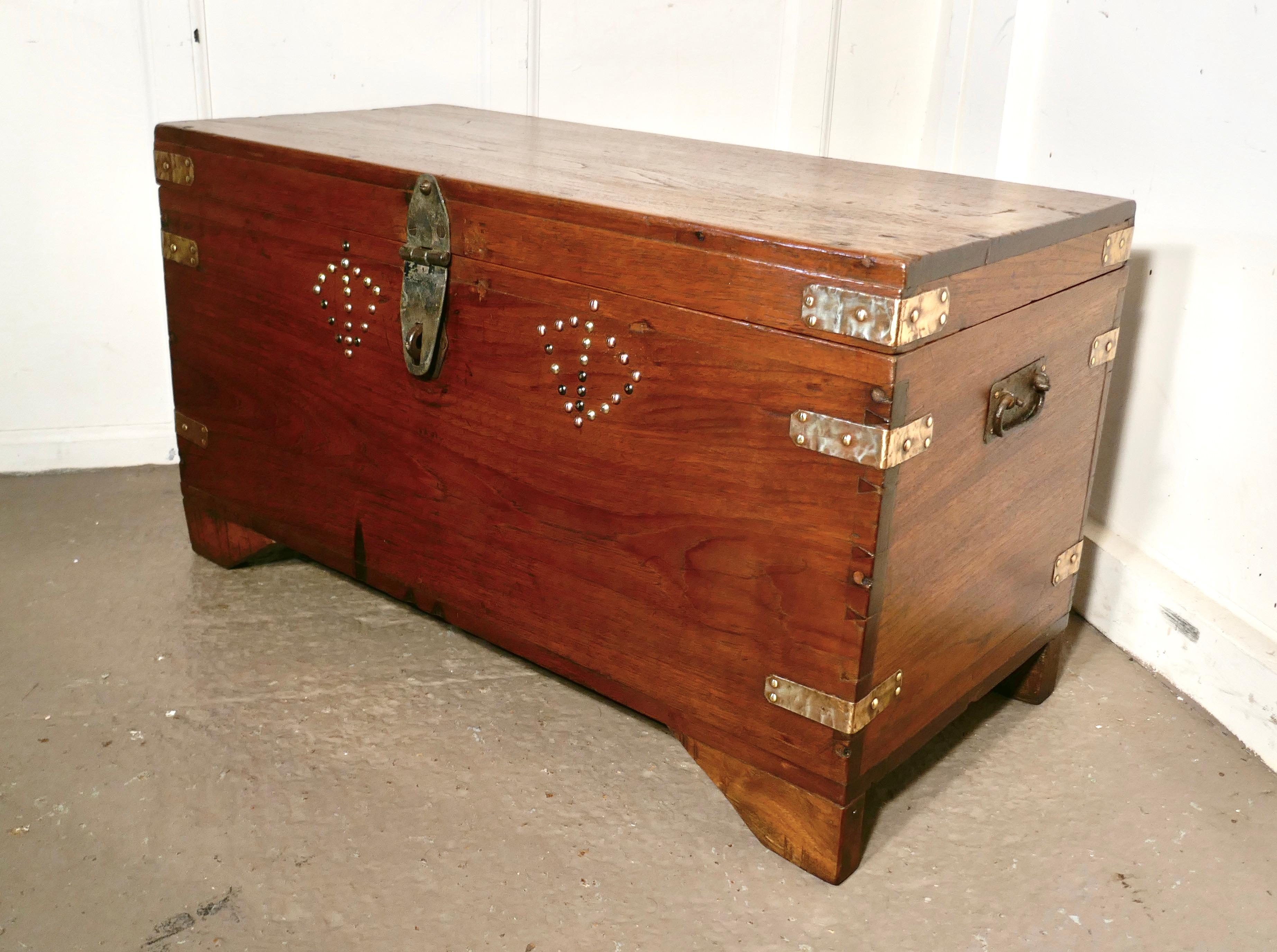 19th Century Brass Bound Campaign Chest, Secret Interior In Good Condition For Sale In Chillerton, Isle of Wight