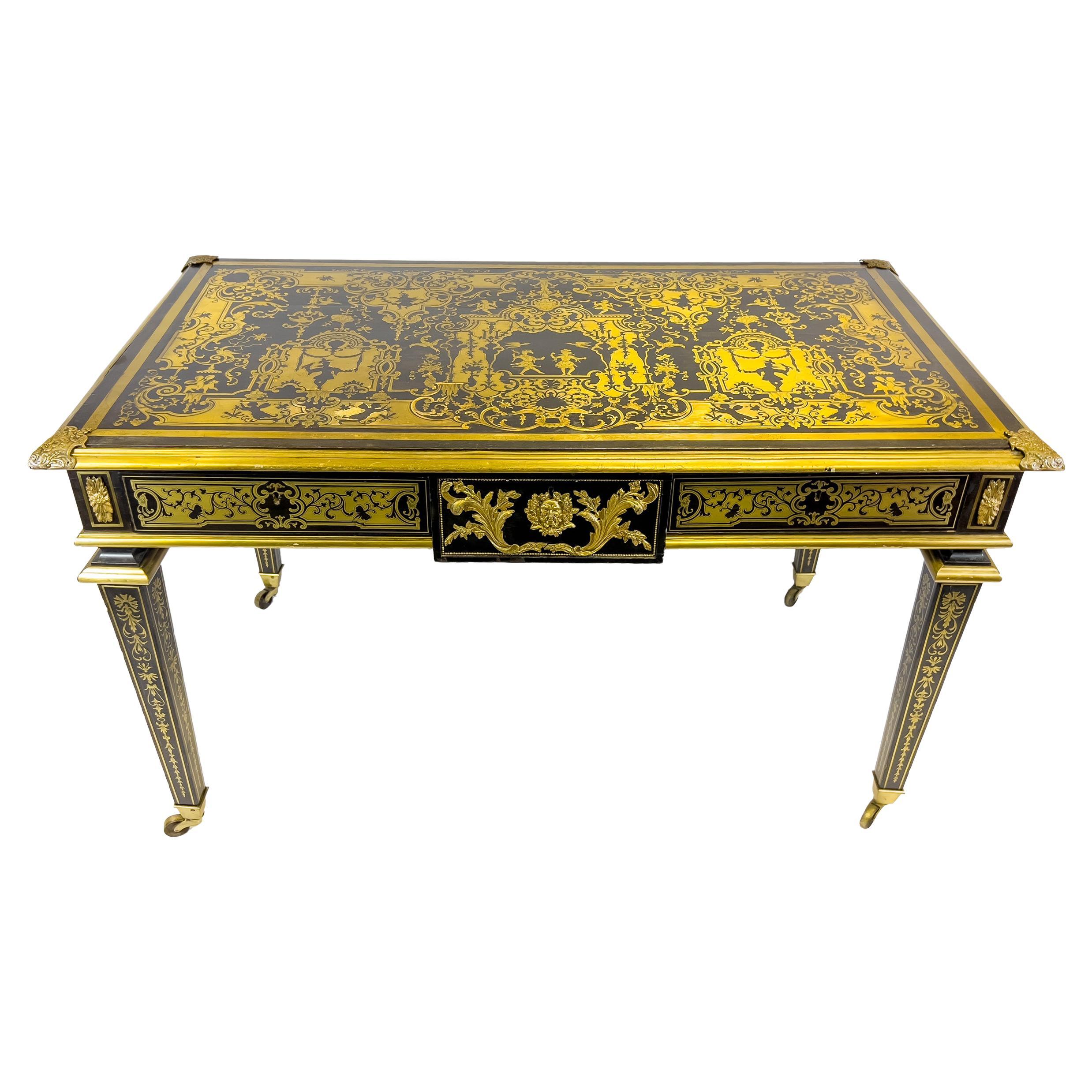 Bureau français de style Boulle du 19ème siècle en laiton incrusté