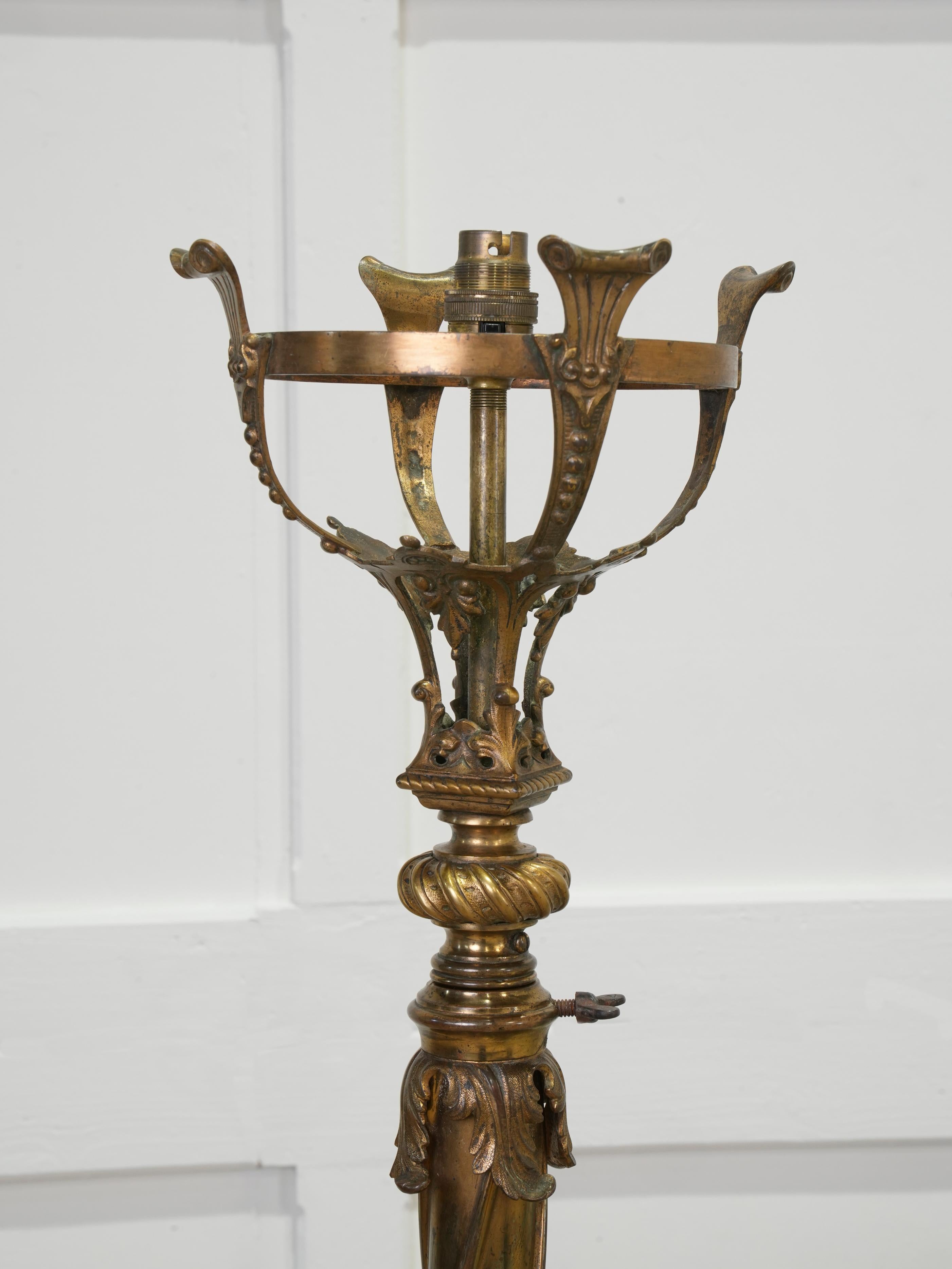 A 19th Century Brass Standard Lamp In Good Condition In Conwy, GB