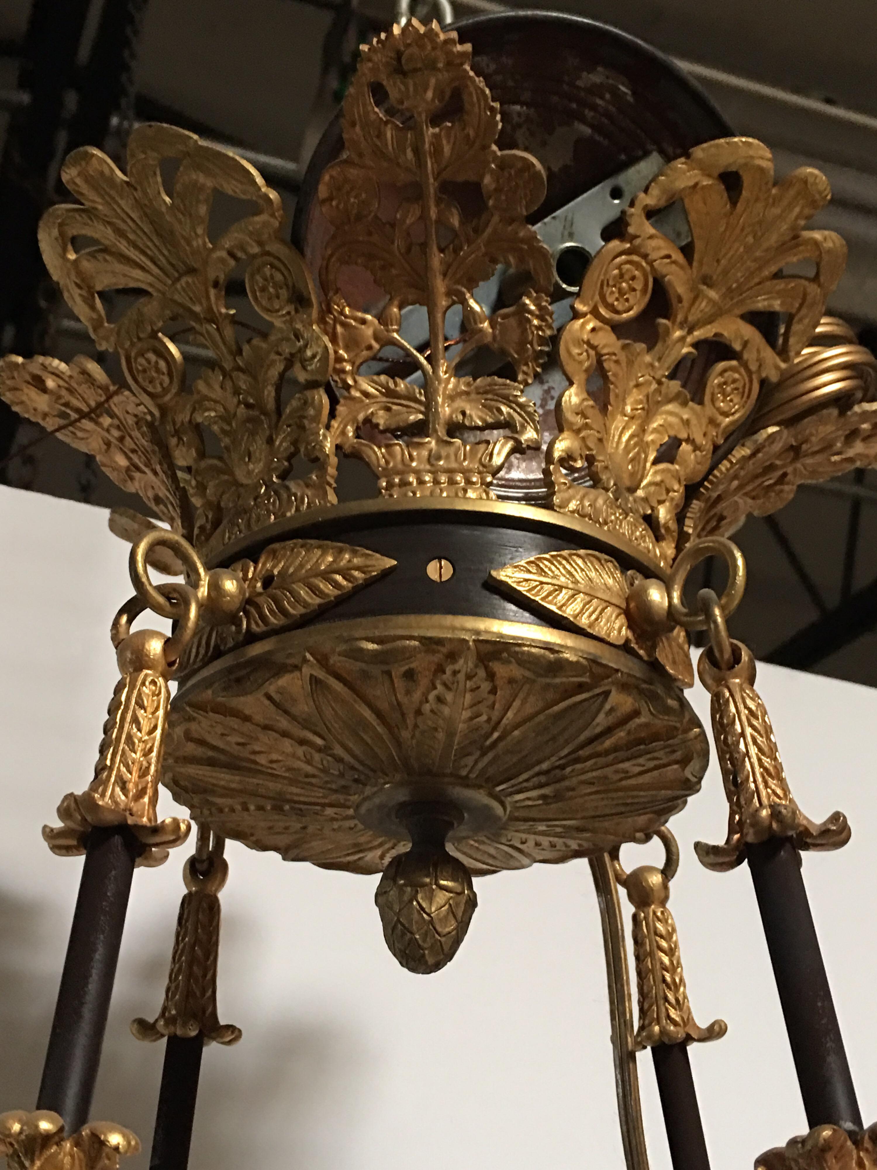 Kronleuchter im Empire-Stil aus Bronze und Bronze, 19. Jahrhundert im Angebot 8