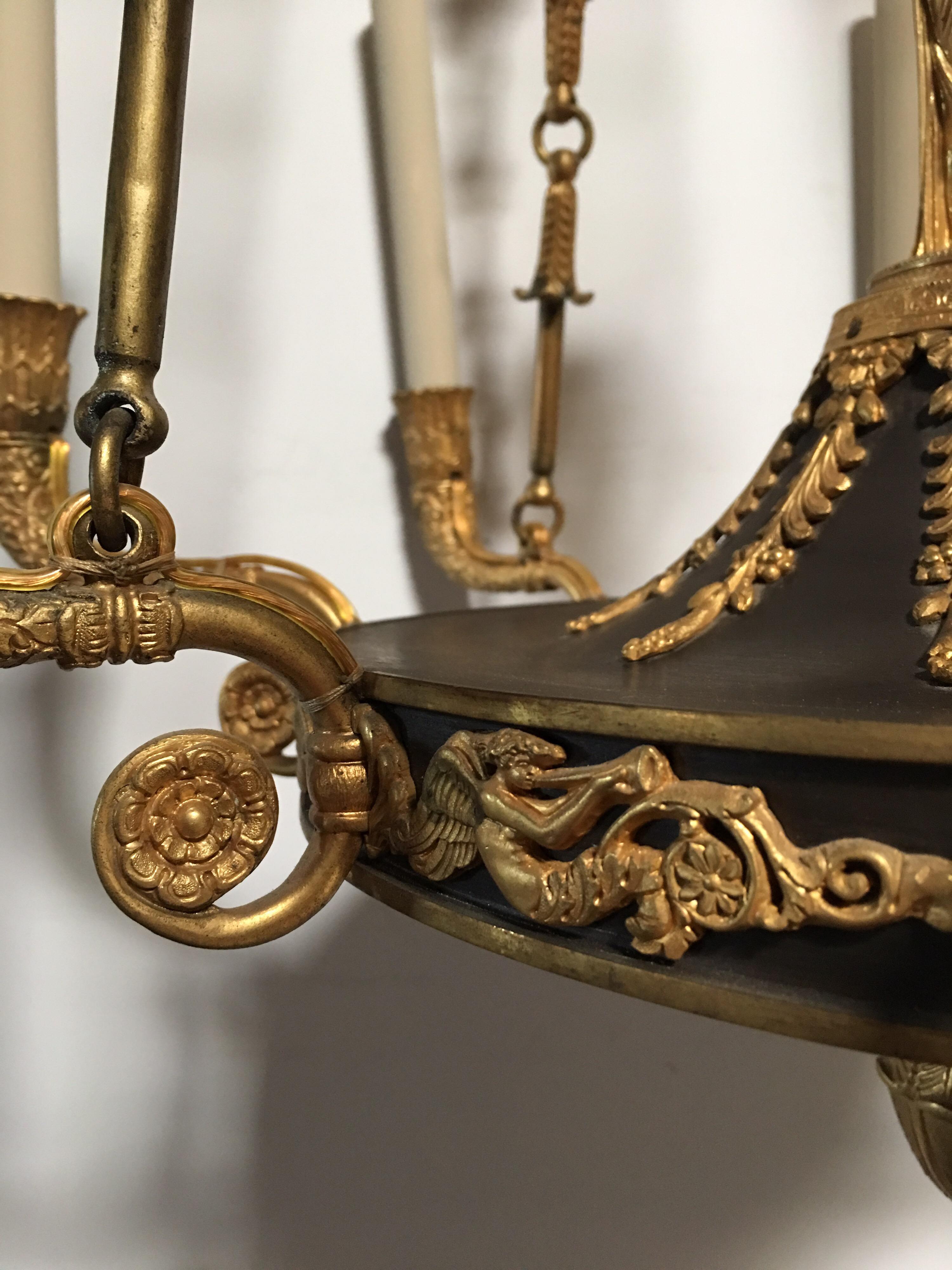 Lampadario stile Impero in bronzo e bronzo Dore del XIX secolo in vendita 2