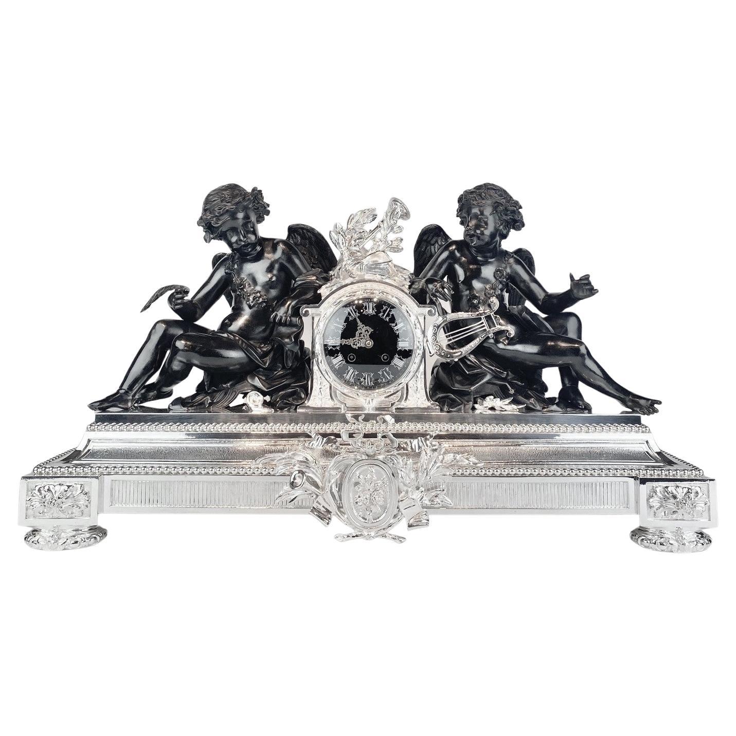 A 19th century bronze silver plated pendule by Christofle Paris. For Sale