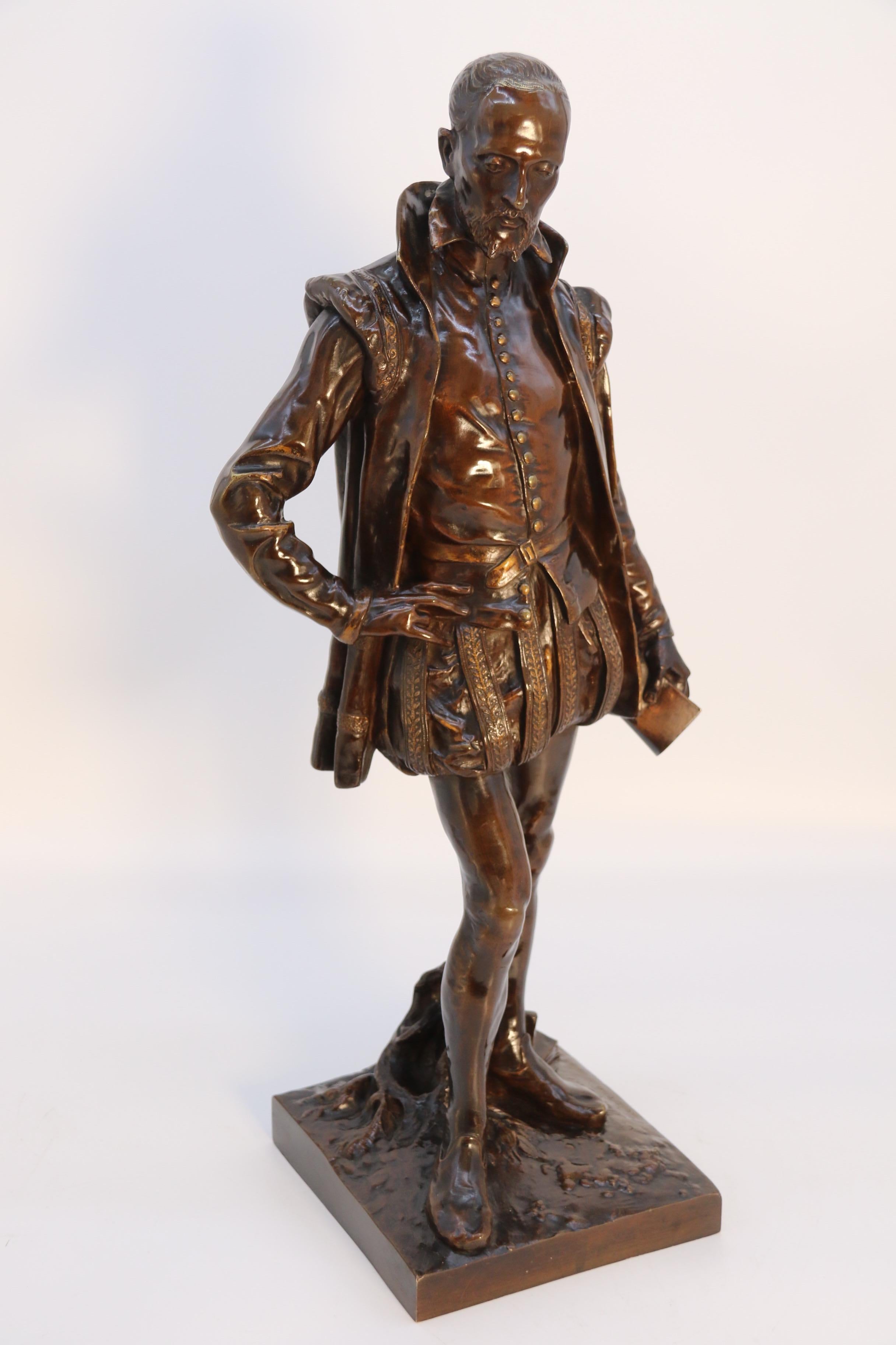 The 19th century bronze study of the French poet Joachim de Bellay by L Adolphe en vente 3