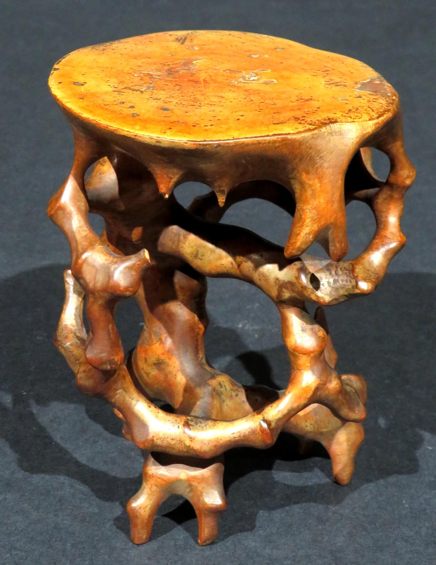Expositor de madera de raíz de nudo del siglo XIX, periodo Meiji (1868-1912) siglo XX en venta