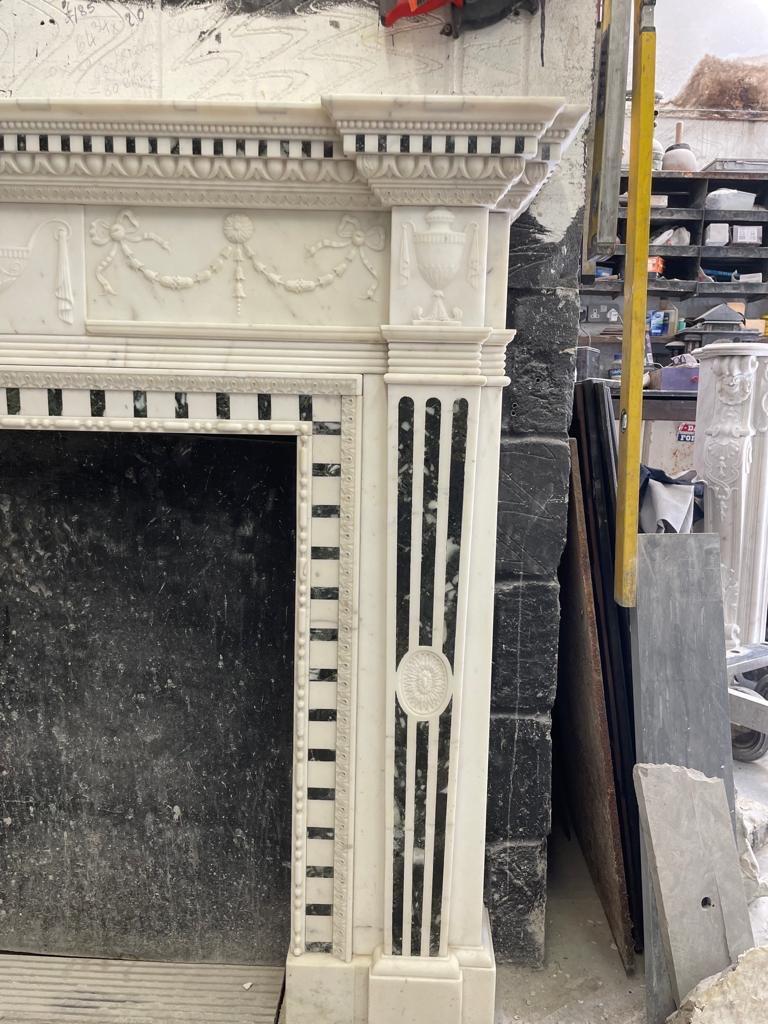 19th Century Carrara and Verde Antico Marble Chimneypiece For Sale 4