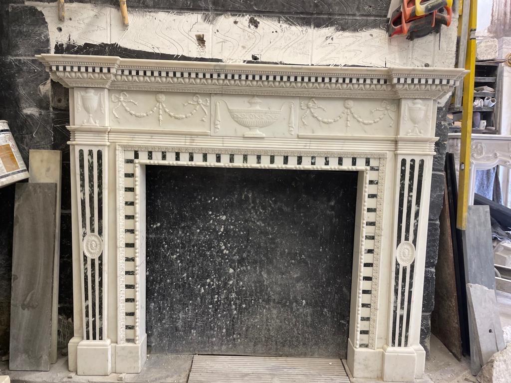 19th Century Carrara and Verde Antico Marble Chimneypiece For Sale 7
