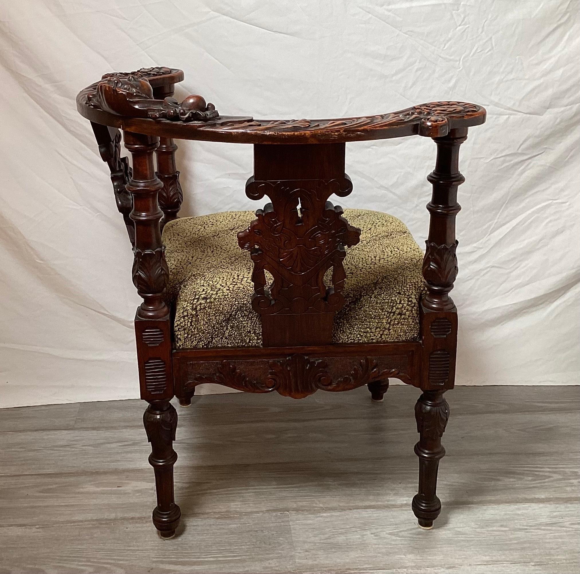 North American A 19th Century Carved Walnut Corner Chair For Sale