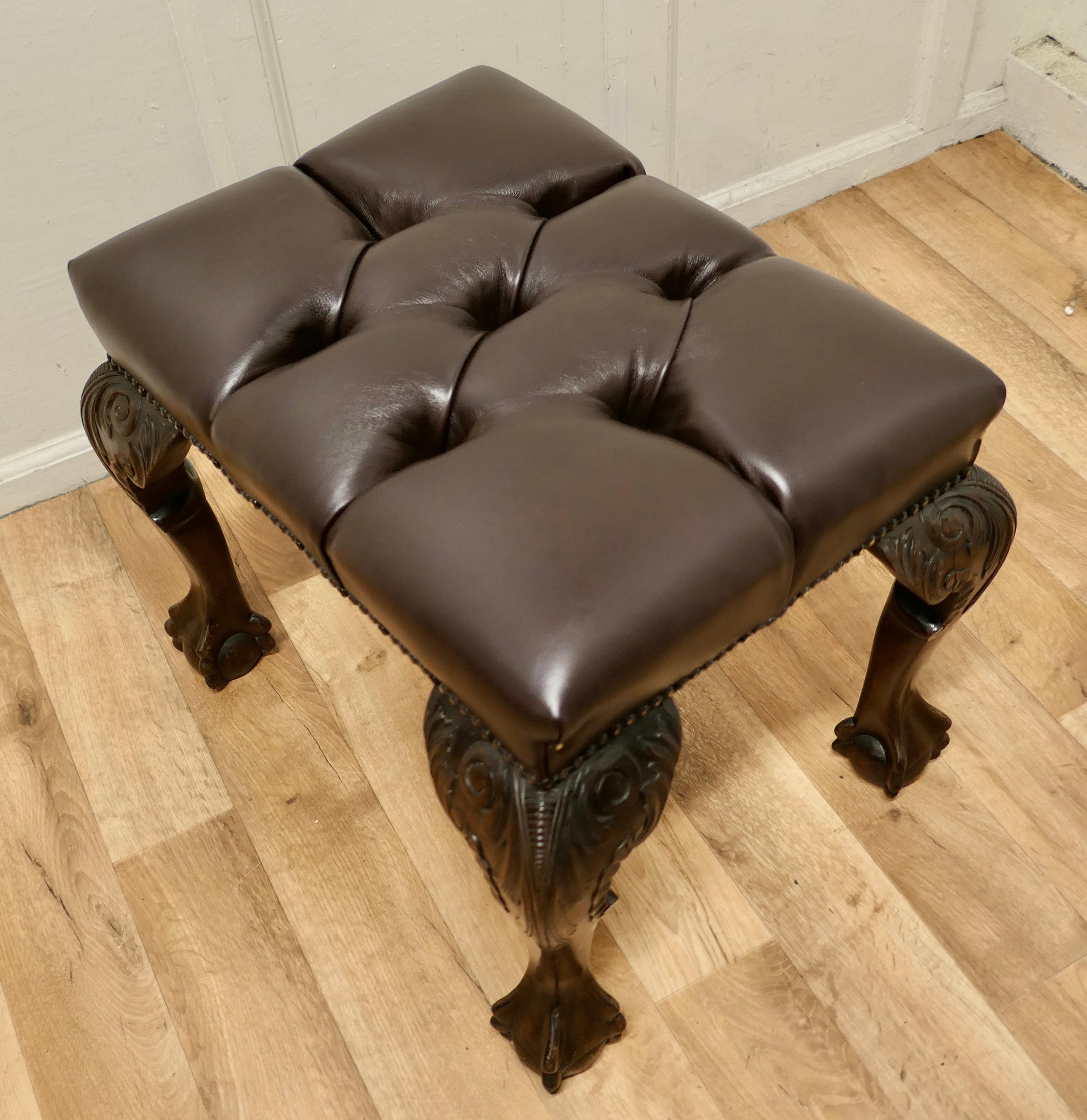 19th Century Carved Walnut Leather Chesterfield Library Stool In Good Condition For Sale In Chillerton, Isle of Wight