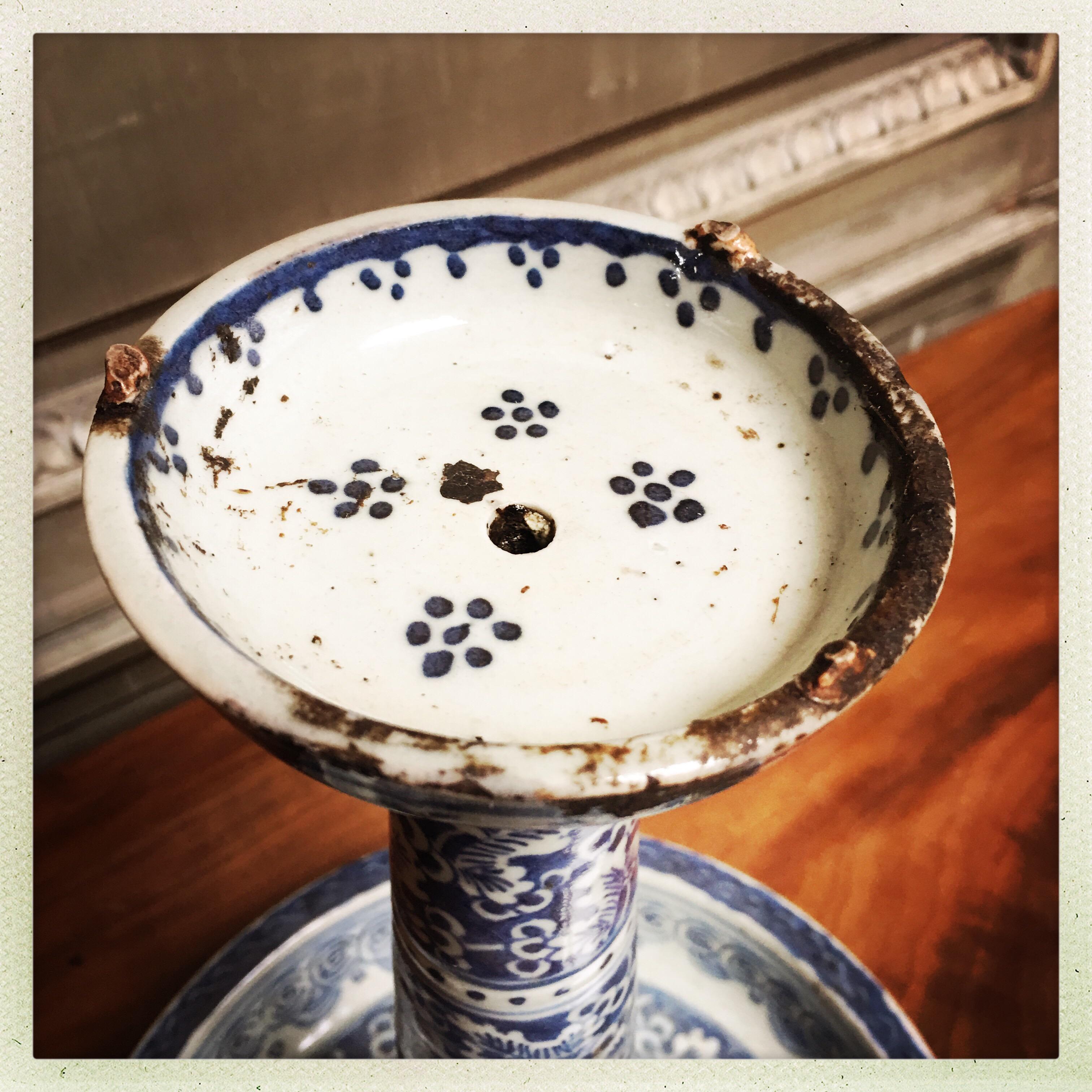 Qing 19th Century Chinese Blue and White Porcelain Candle Stand For Sale