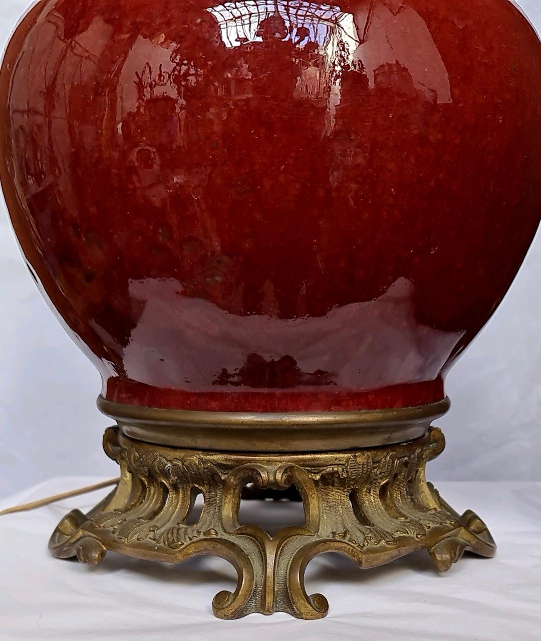 19th Century Chinese Porcelain Vase Ormolu-Mounted in Lamp In Good Condition In Saint-Ouen, FR