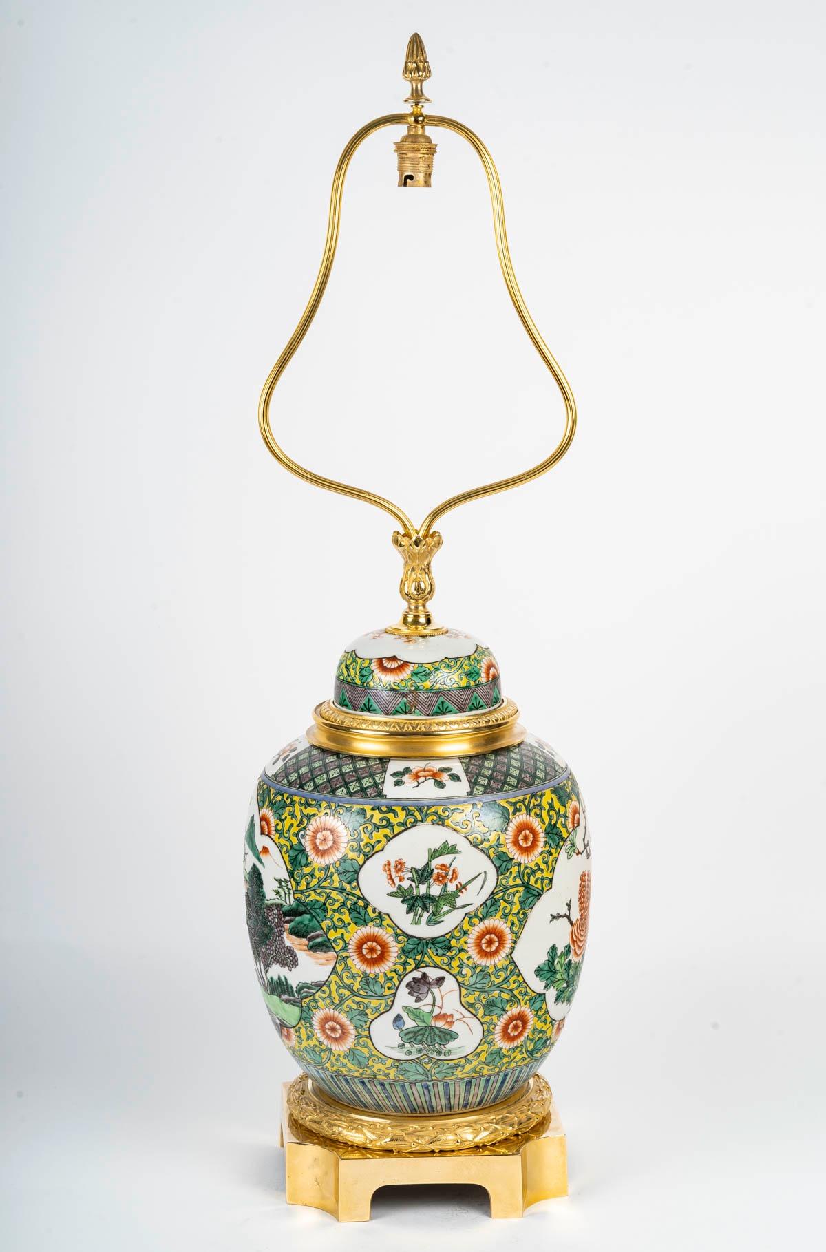 Porcelaine Lampe en forme de jarre à gingembre en porcelaine Samson de style chinois du 19e siècle en vente