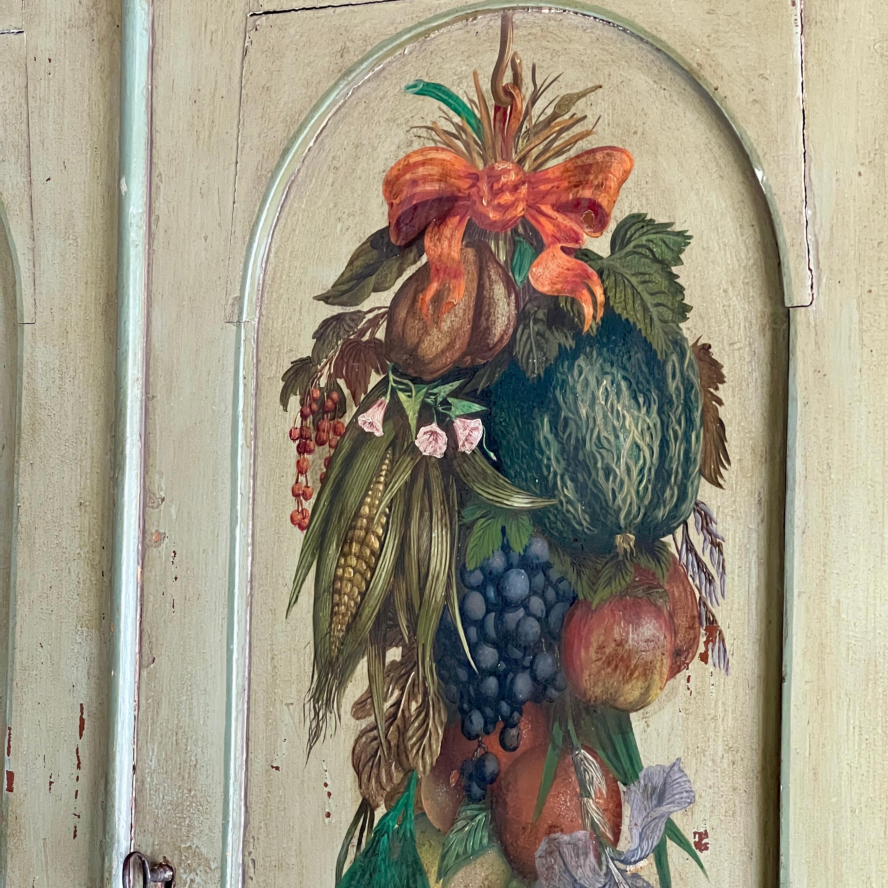 Kontinentaler bemalter Schrank oder Larder aus dem 19. Jahrhundert im Angebot 6