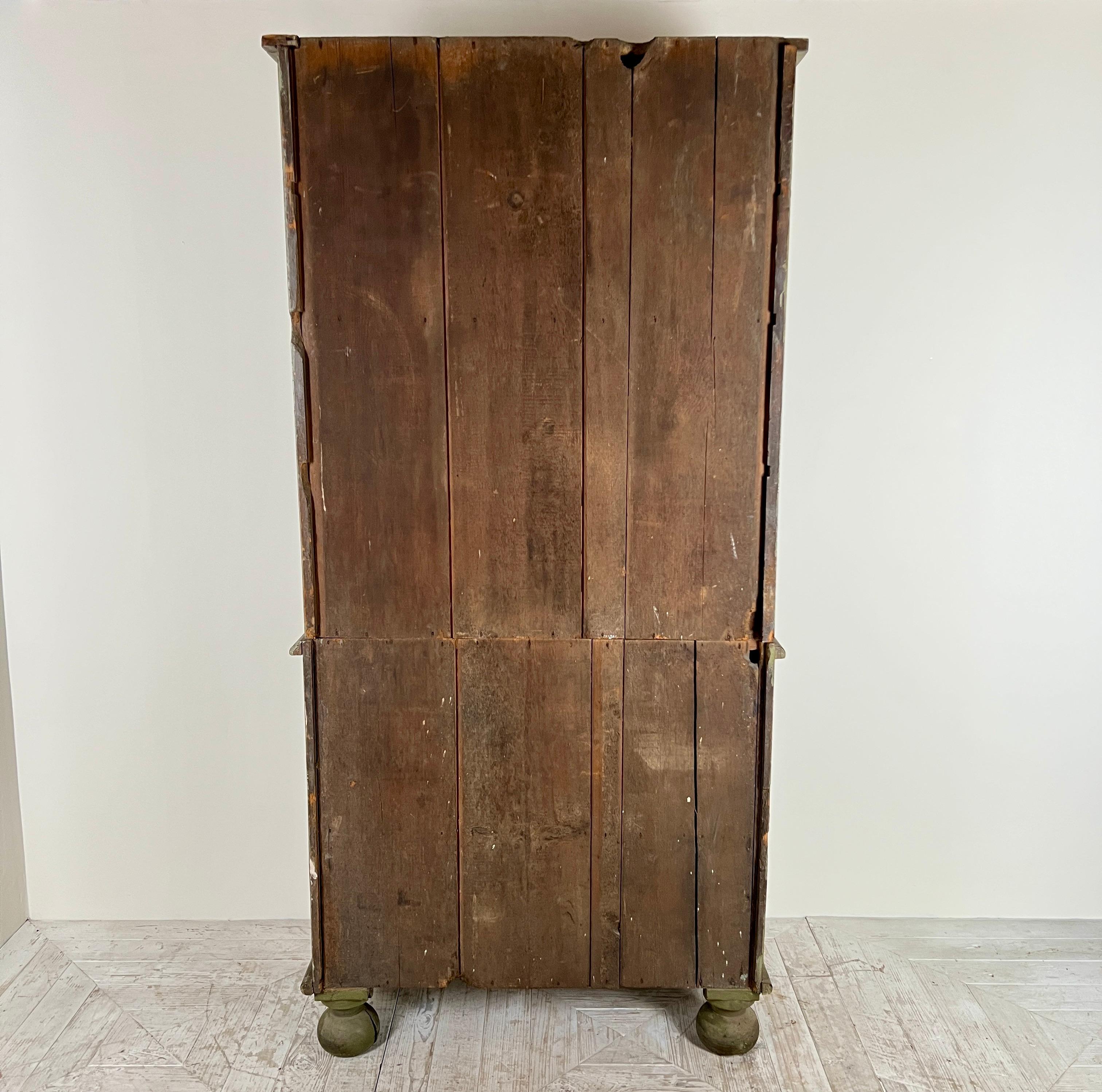 Kontinentaler bemalter Schrank oder Larder aus dem 19. Jahrhundert (Französisch) im Angebot