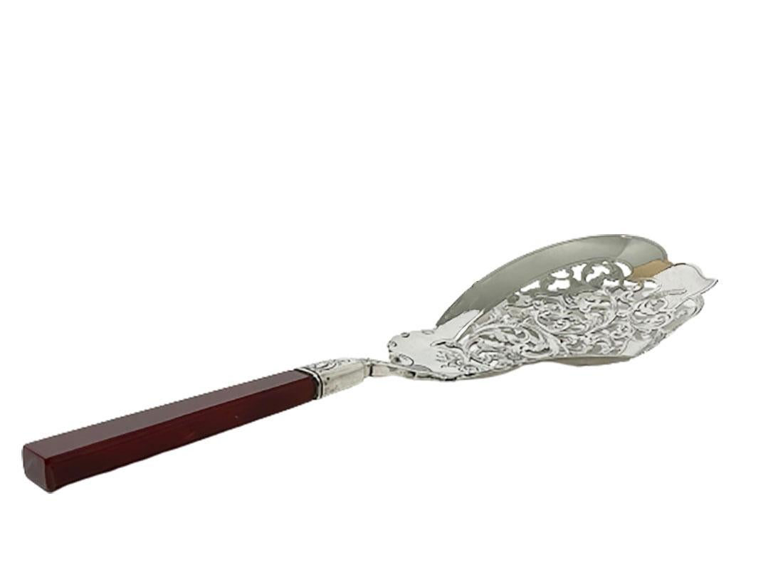 19th Century Dutch Silver Fish Serving Spoon with Agate For Sale 2