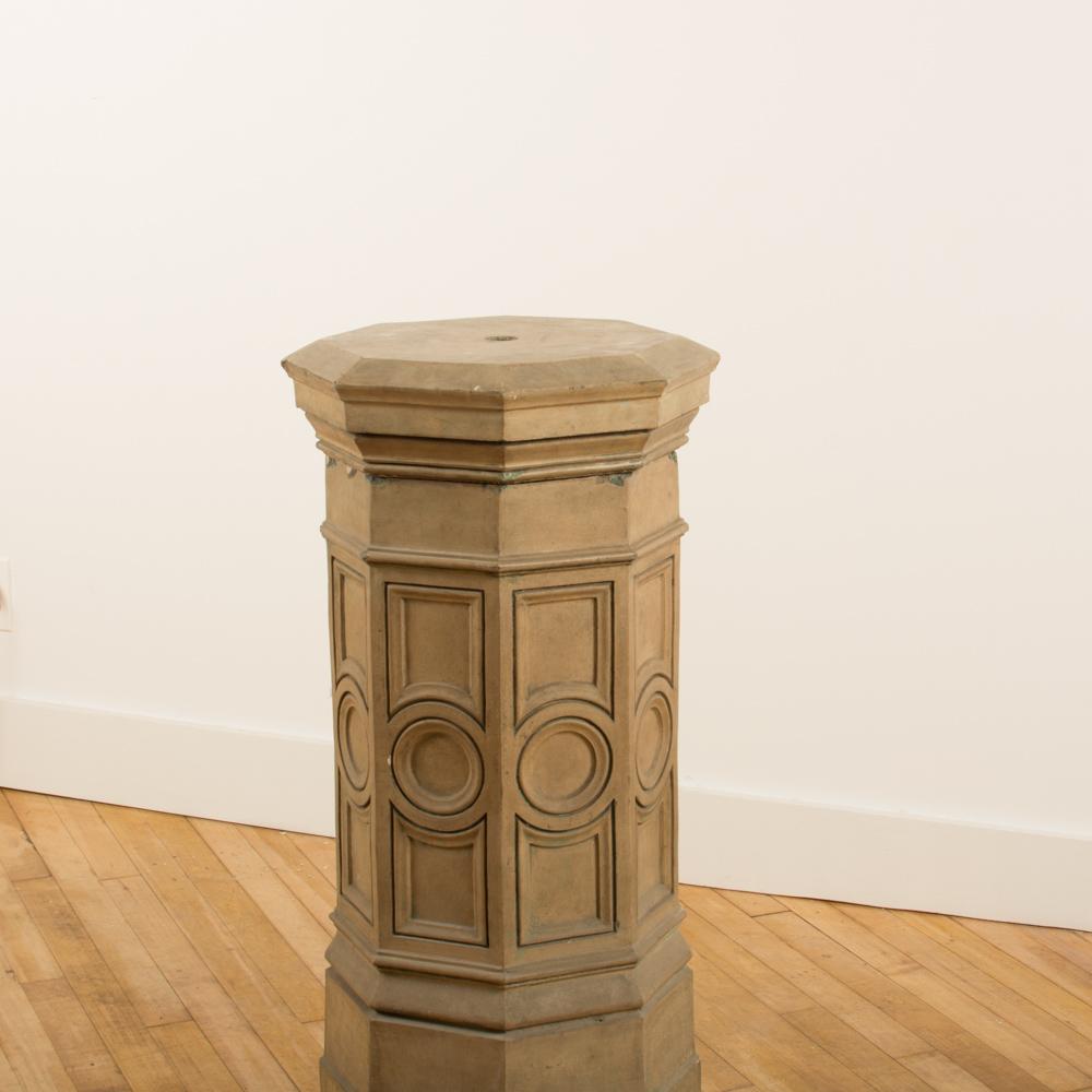 19th Century English Terracotta Pedestal, circa 1860 In Good Condition For Sale In Philadelphia, PA
