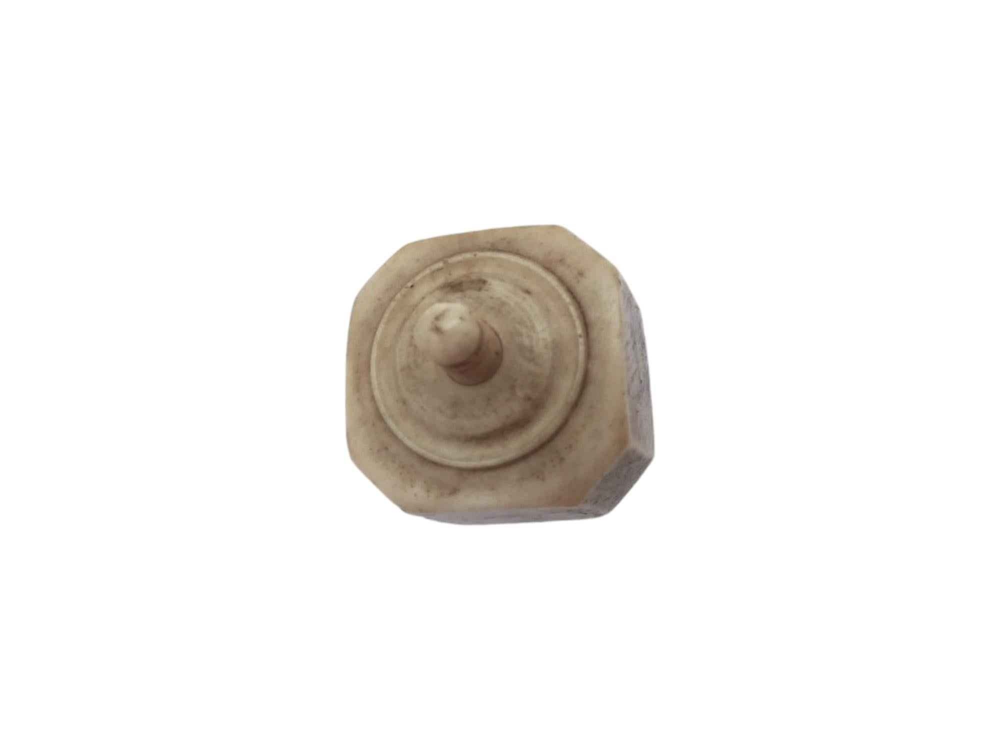 A 19th Century European Bone Dreidel In Good Condition In New York, NY
