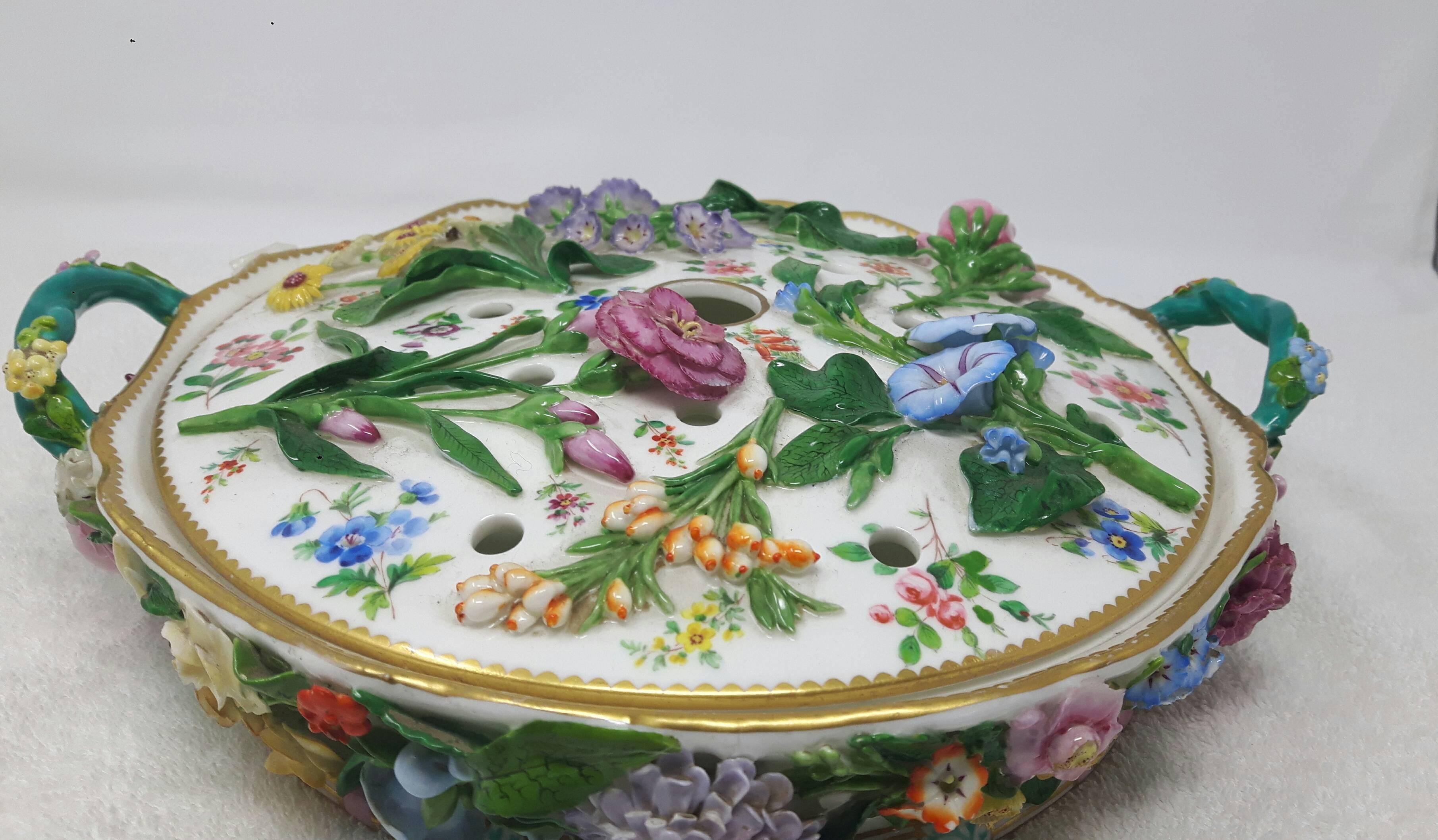 English 19th Century Flower Encrusted Minton Pot -Pourri