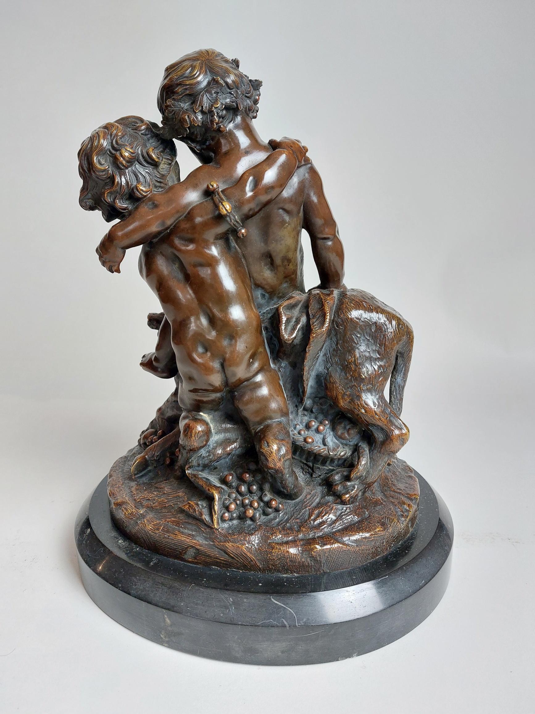 Moulage Bronze français du 19ème siècle représentant des chérubins jouant avec une panthère par Victor Paillar en vente