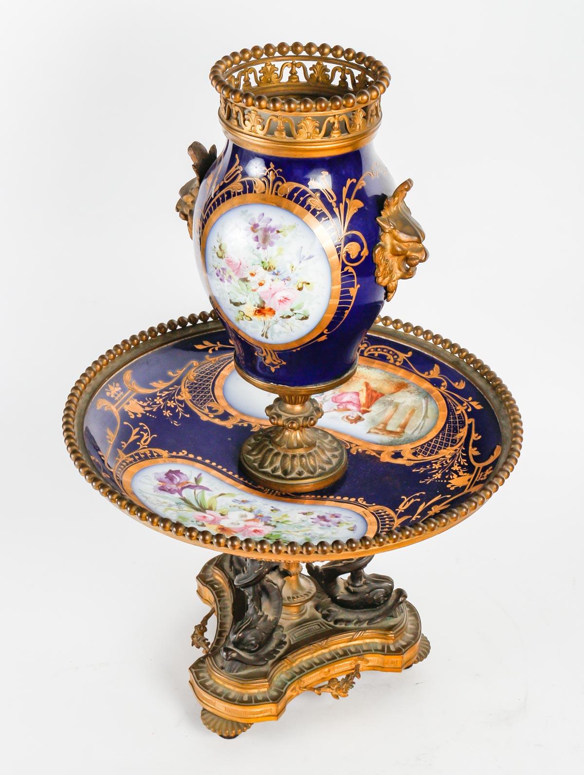 A 19th Century French Napoléon III Sèvres Porcelain Surtout de Table 1