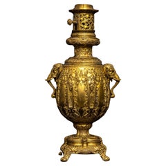 Lampe à poignée d'éléphant en bronze doré du XIXe siècle, signée F. Barbedienne