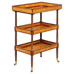 Eine französische Etagere aus Satinholz des 19.