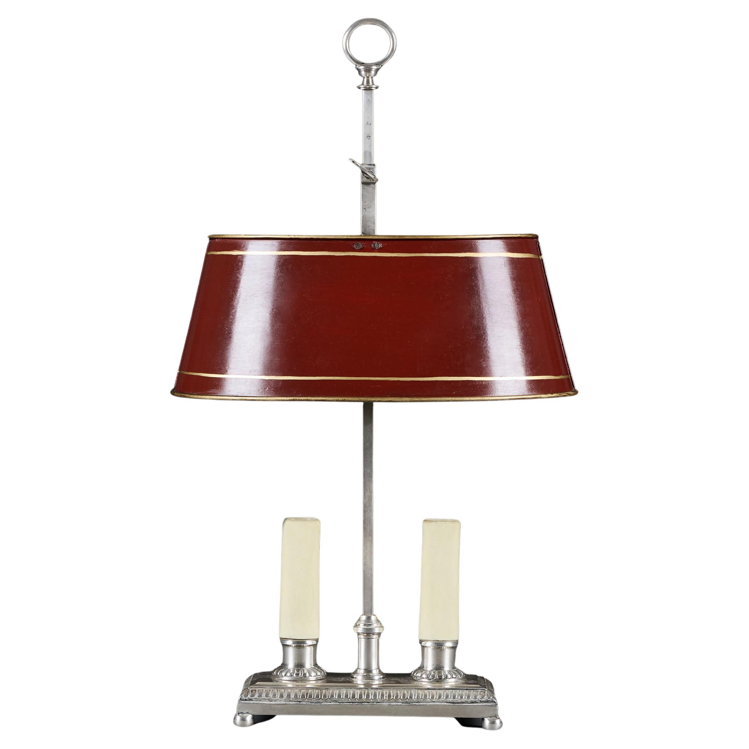 Lampe Bouillotte en argent du 19ème siècle avec abat-jour en tôle.
