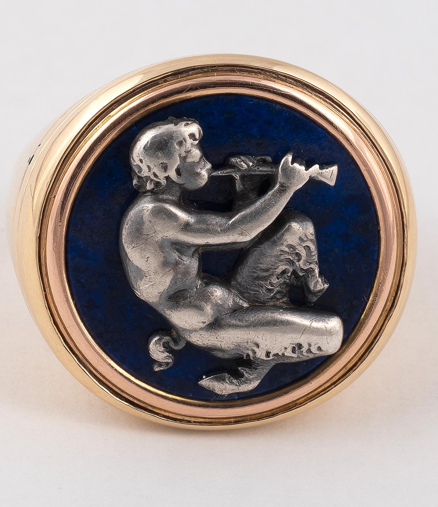 Napoleon III 19th Century Gold Ring in the Manner of Fannière Frères