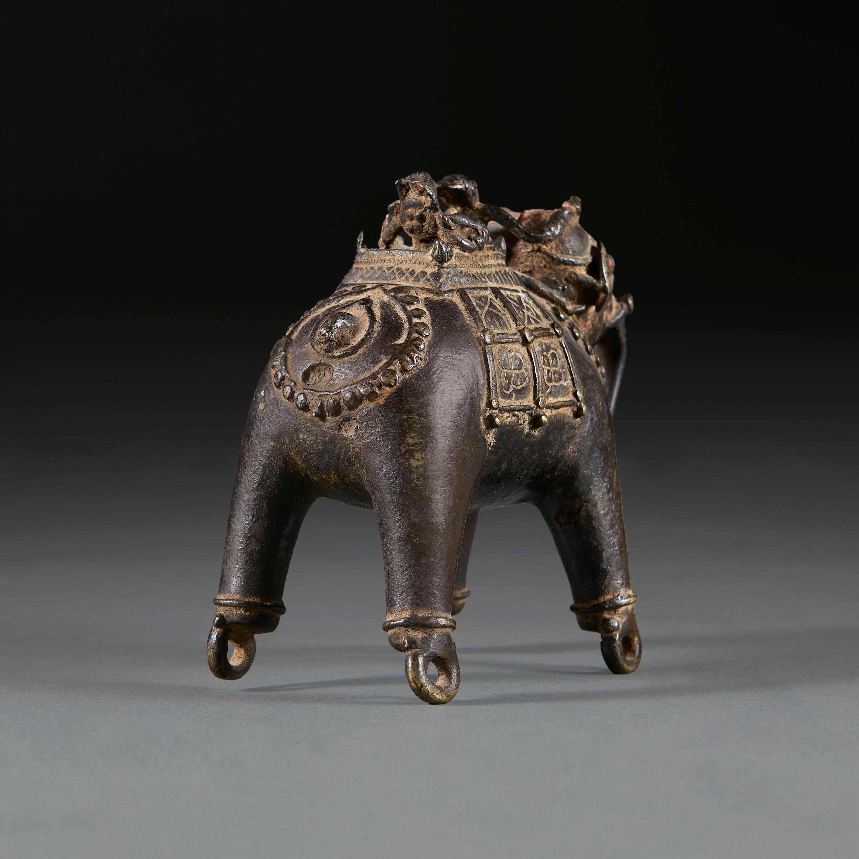 A 19th Century Indian Bronze Elephant Toy  For Sale 1