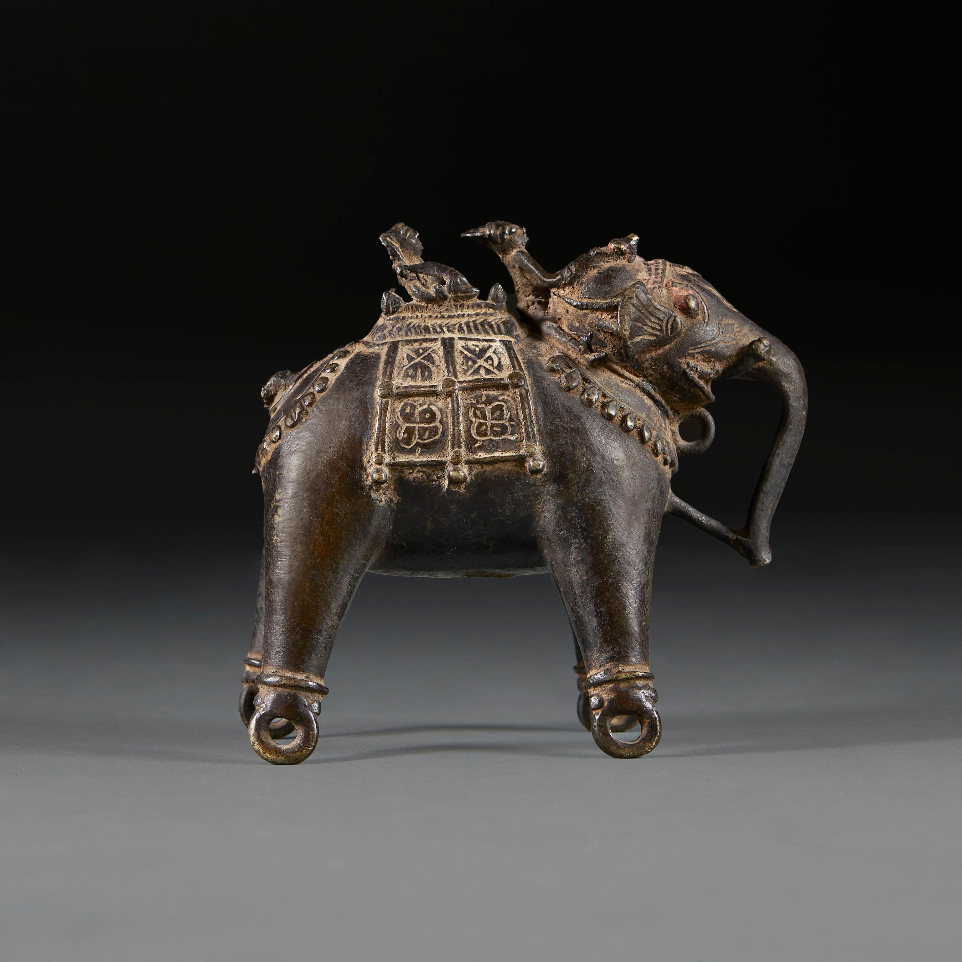 Elefante indiano in bronzo del XIX secolo In condizioni buone in vendita a London, GB