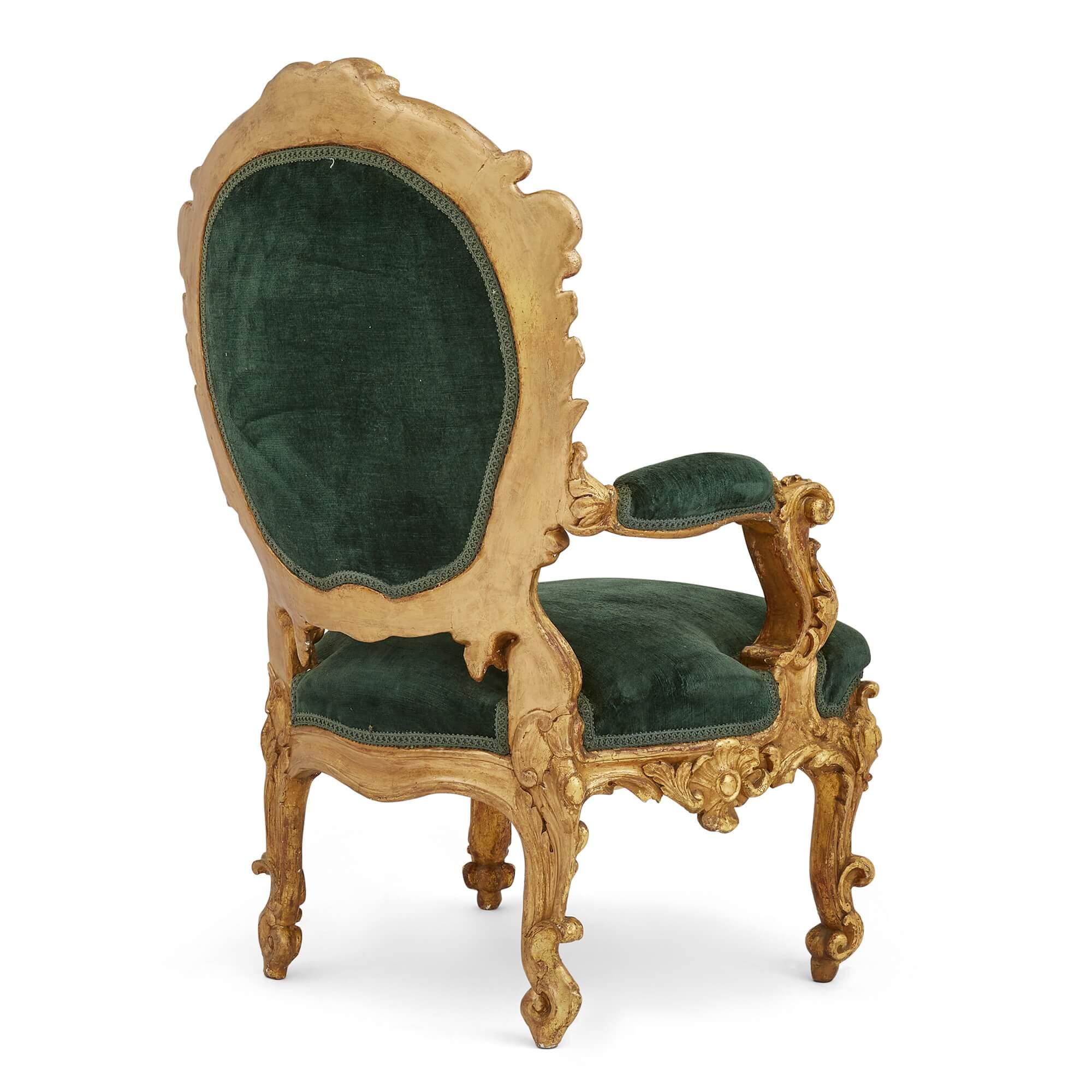 Italienische Palazzo-Sessel-Suite aus vergoldetem Holz, 19. Jahrhundert (Polster) im Angebot