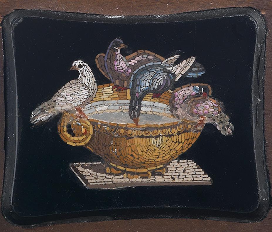 Depicting the Pliny's Doves, within a black glass, mounted within a later wood frame, the plaque approximately 4.5cm x 3.5cm, 11cm x 10cm overall
Note a piè di pagina
The present composition gained its title from Pliny's 'Natural History' (bk 36,