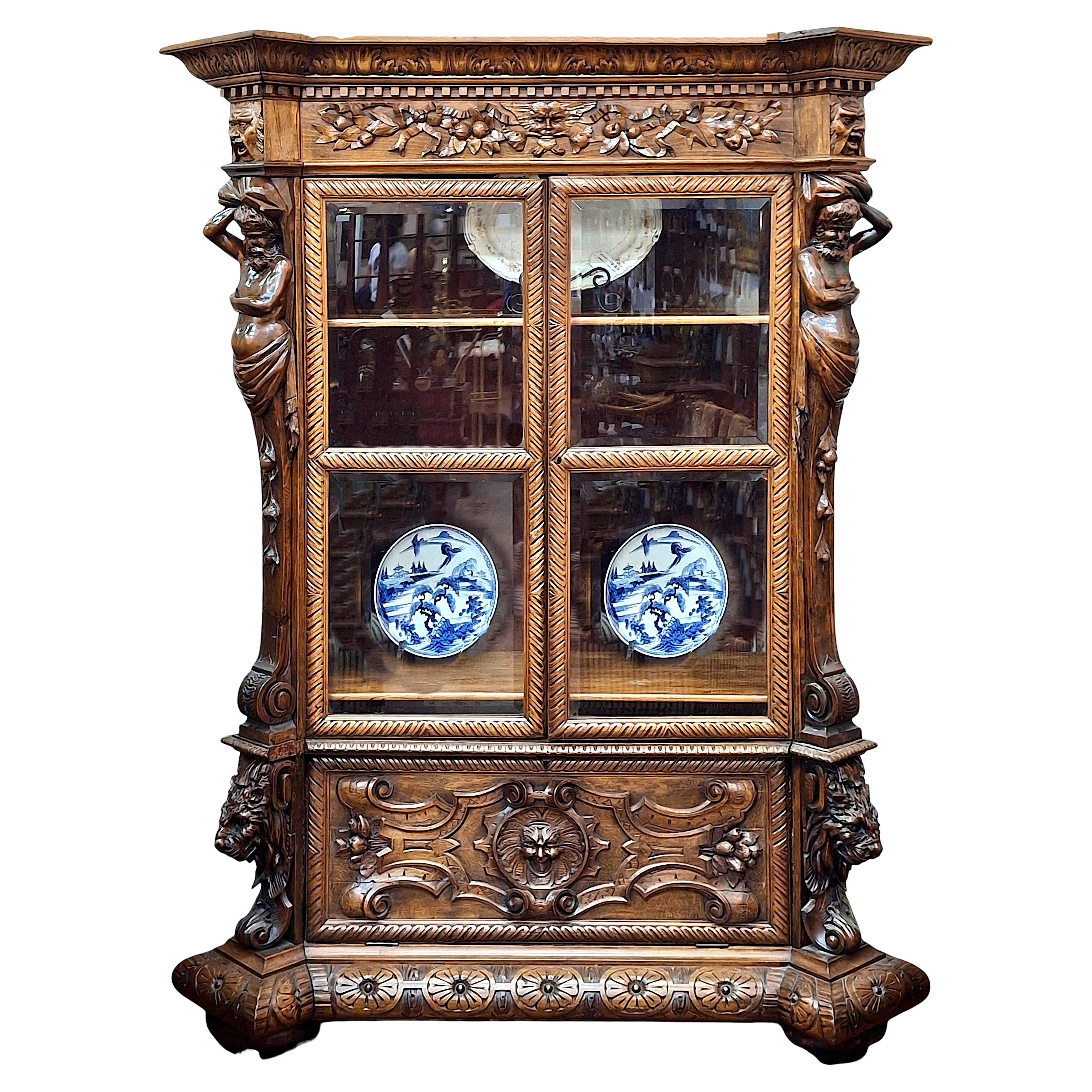 Un mobile da esposizione rinascimentale italiano del XIX secolo in vendita