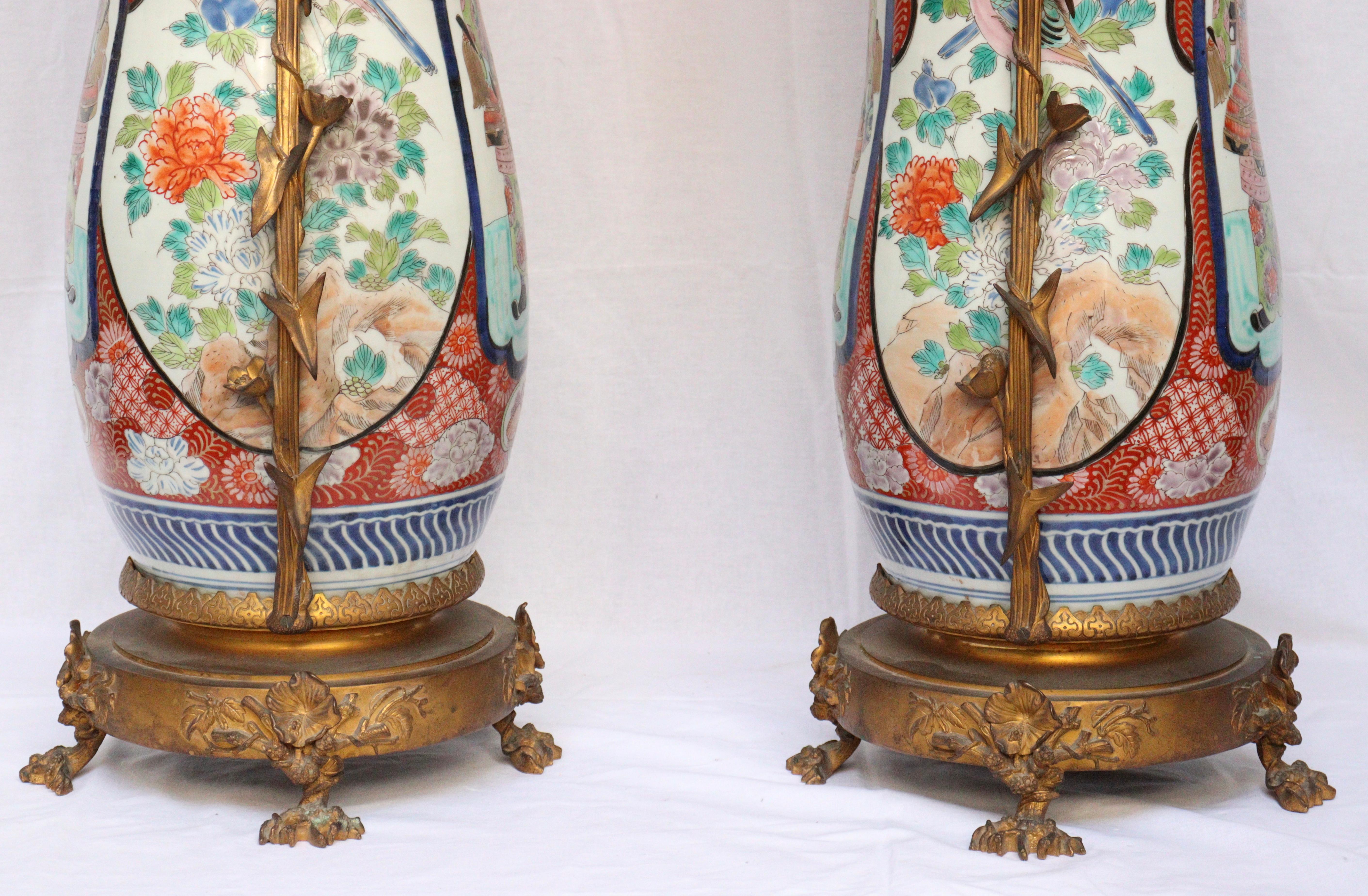 19th Century Japanese Porcelain and Ormolu-Mounted Pair of Vases 2