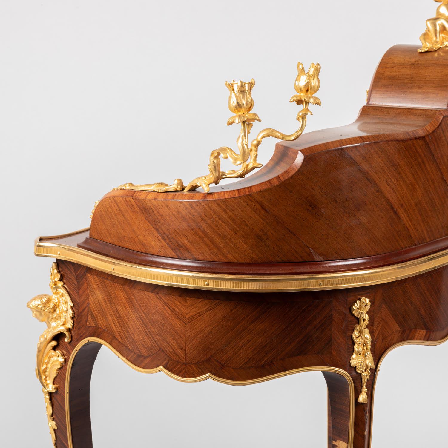Scrivania da donna del XIX secolo in intarsio e bronzo dorato, stile Luigi XV. in vendita 12